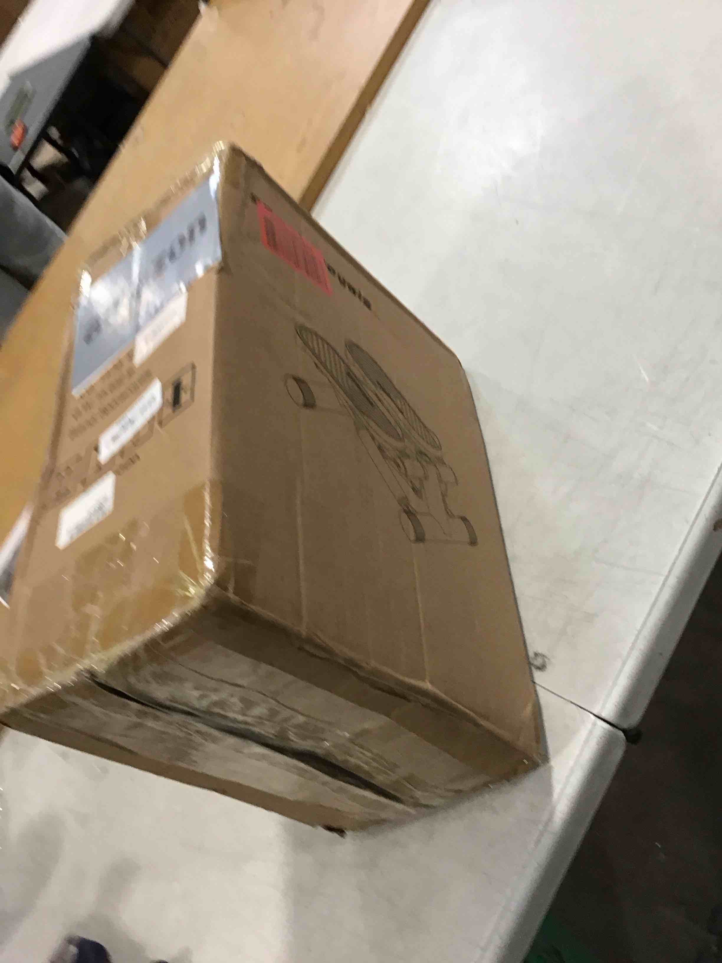 https://s3.amazonaws.com/lotting-images-prod/bidfta/TEA1900930_1732114693811.jpeg