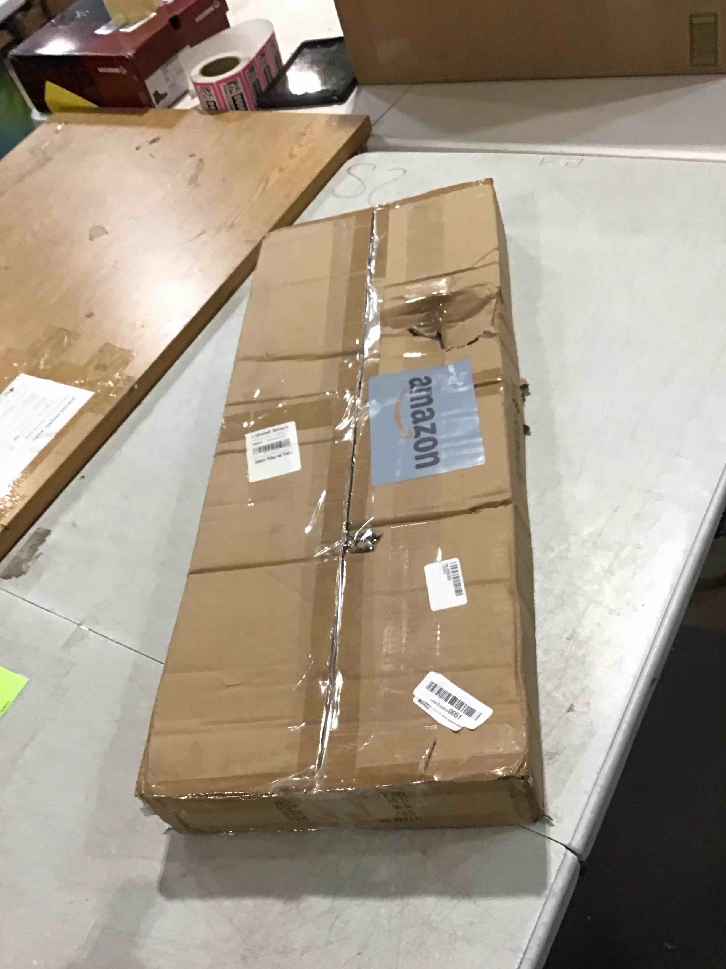 https://s3.amazonaws.com/lotting-images-prod/bidfta/TEA1900935_1732115649048.jpeg