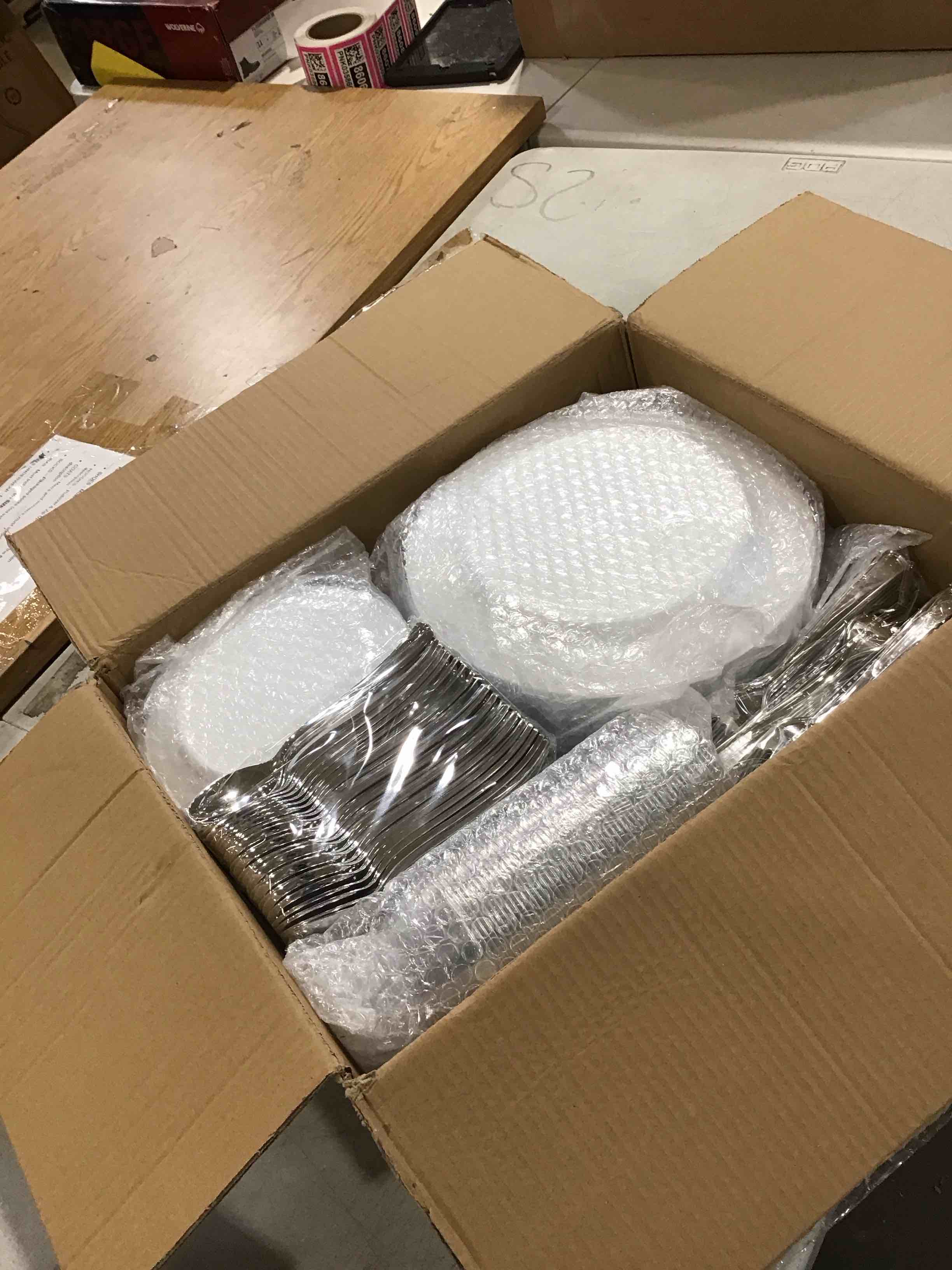 https://s3.amazonaws.com/lotting-images-prod/bidfta/TEA1900941_1732116486605.jpeg