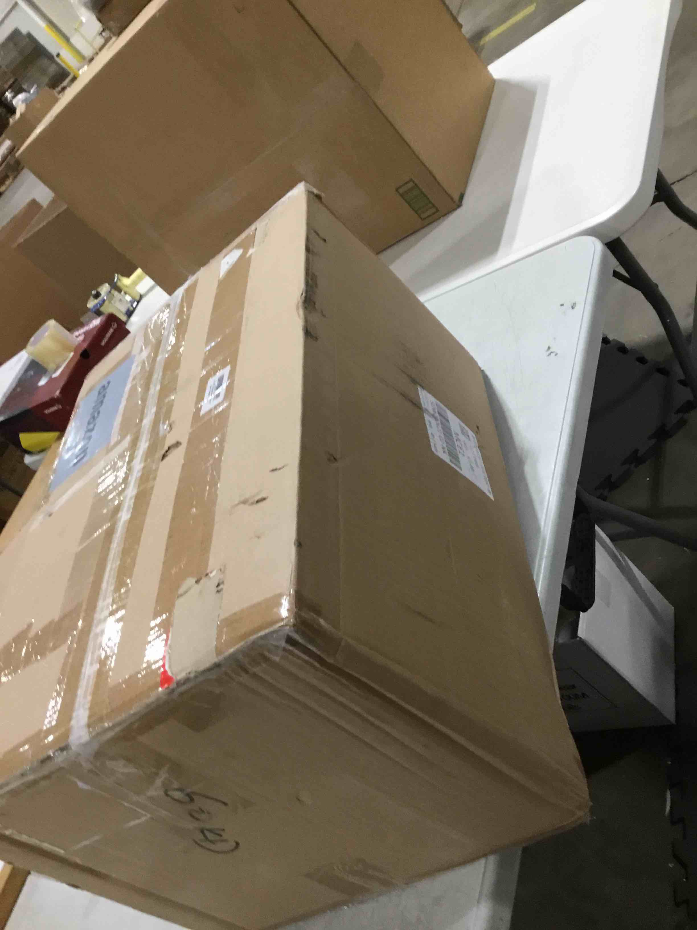 https://s3.amazonaws.com/lotting-images-prod/bidfta/TEA1901029_1732130910545.jpeg