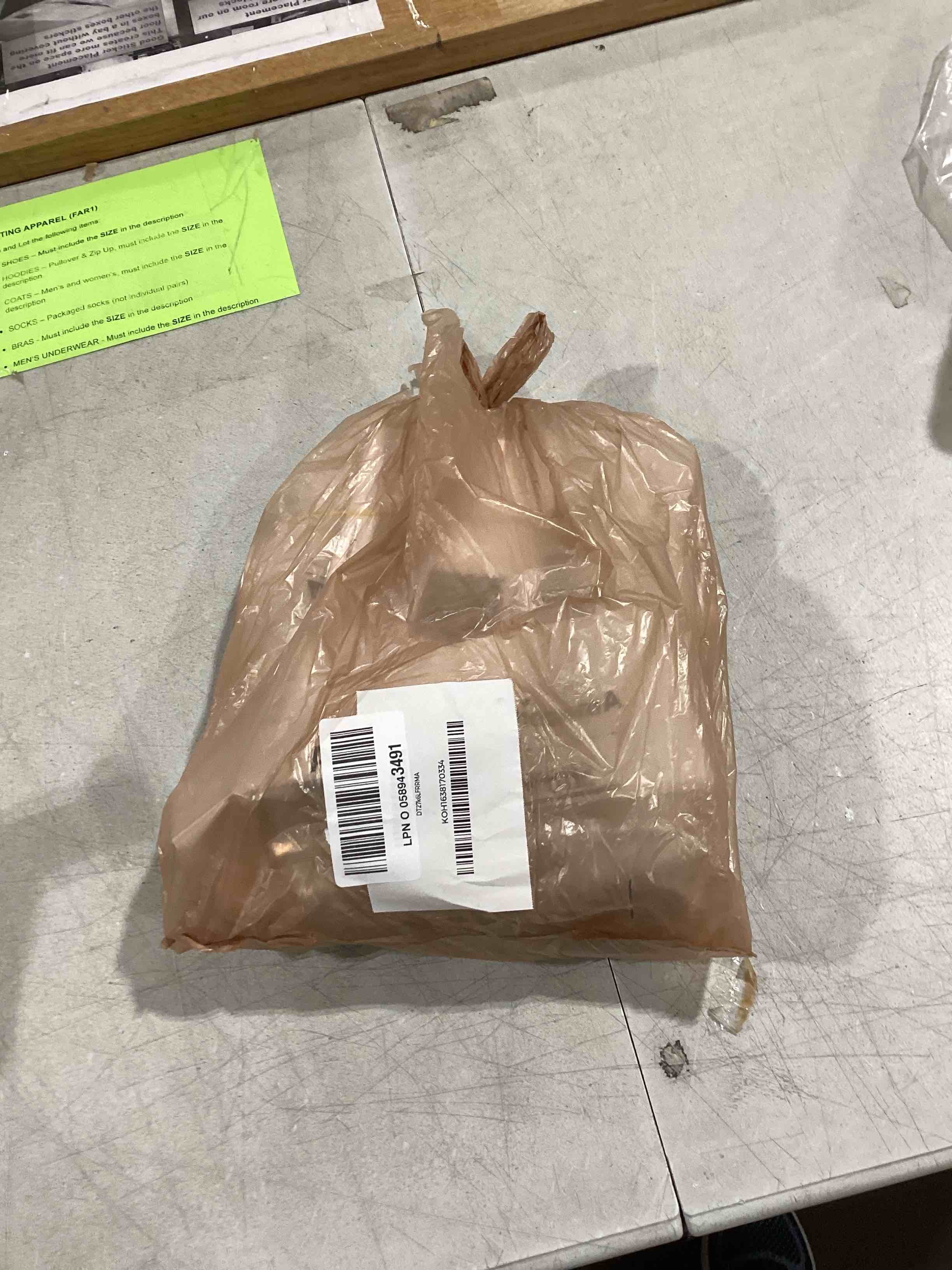 https://s3.amazonaws.com/lotting-images-prod/bidfta/TEA1901052_1732191905926.jpeg