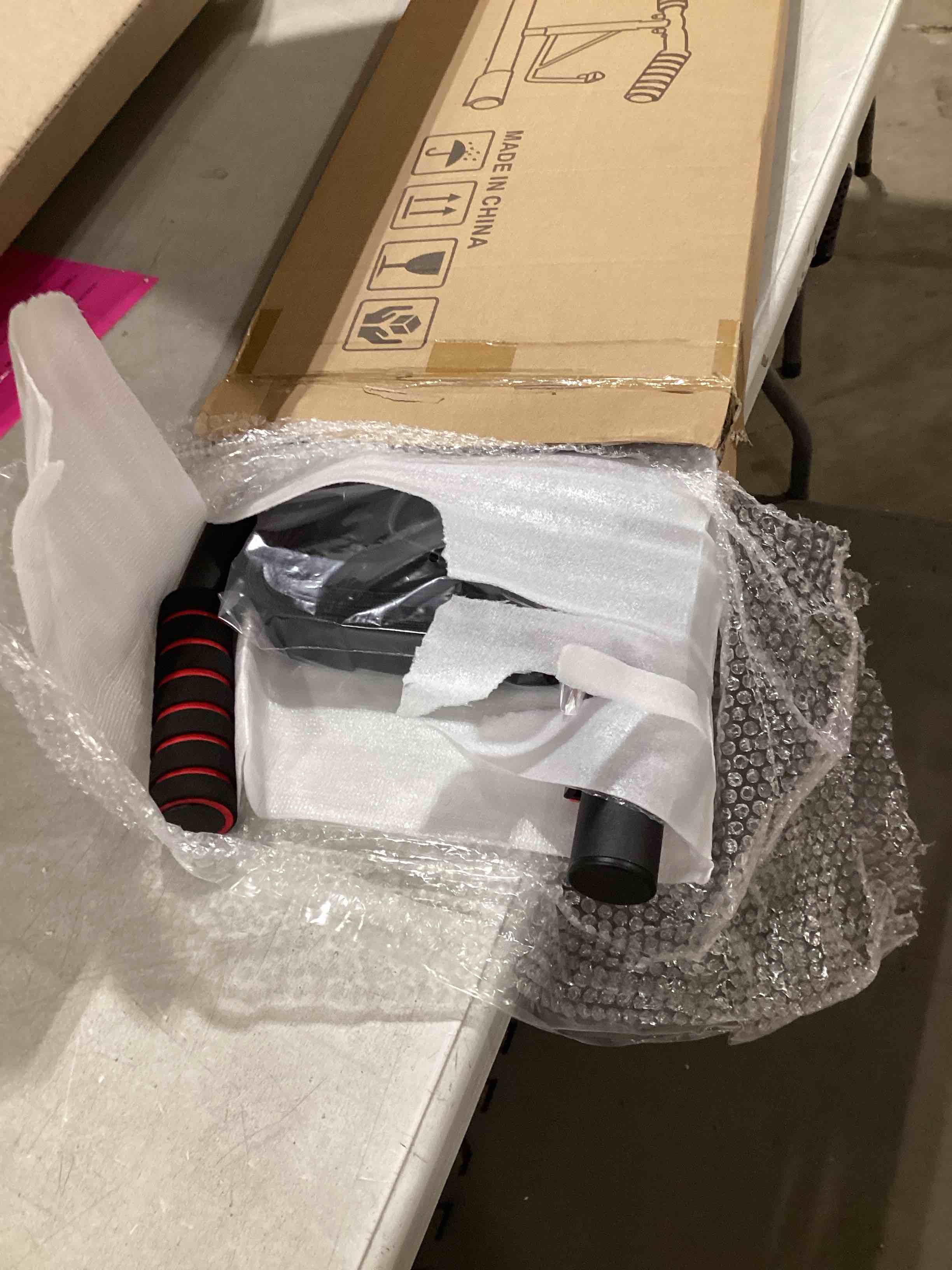 https://s3.amazonaws.com/lotting-images-prod/bidfta/TEA1901243_1732277452072.jpeg