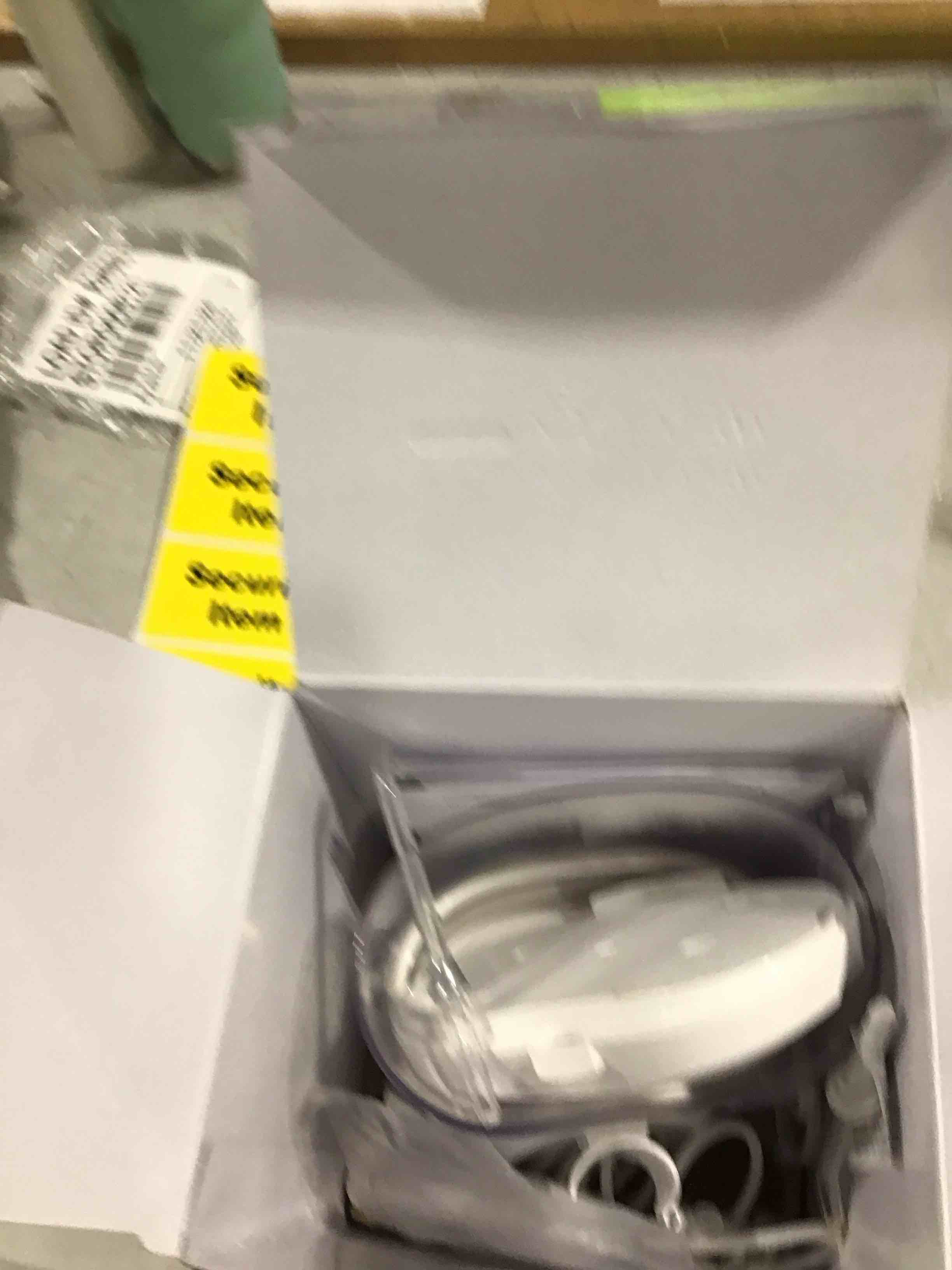 https://s3.amazonaws.com/lotting-images-prod/bidfta/TEA1901385_1732537426251.jpeg