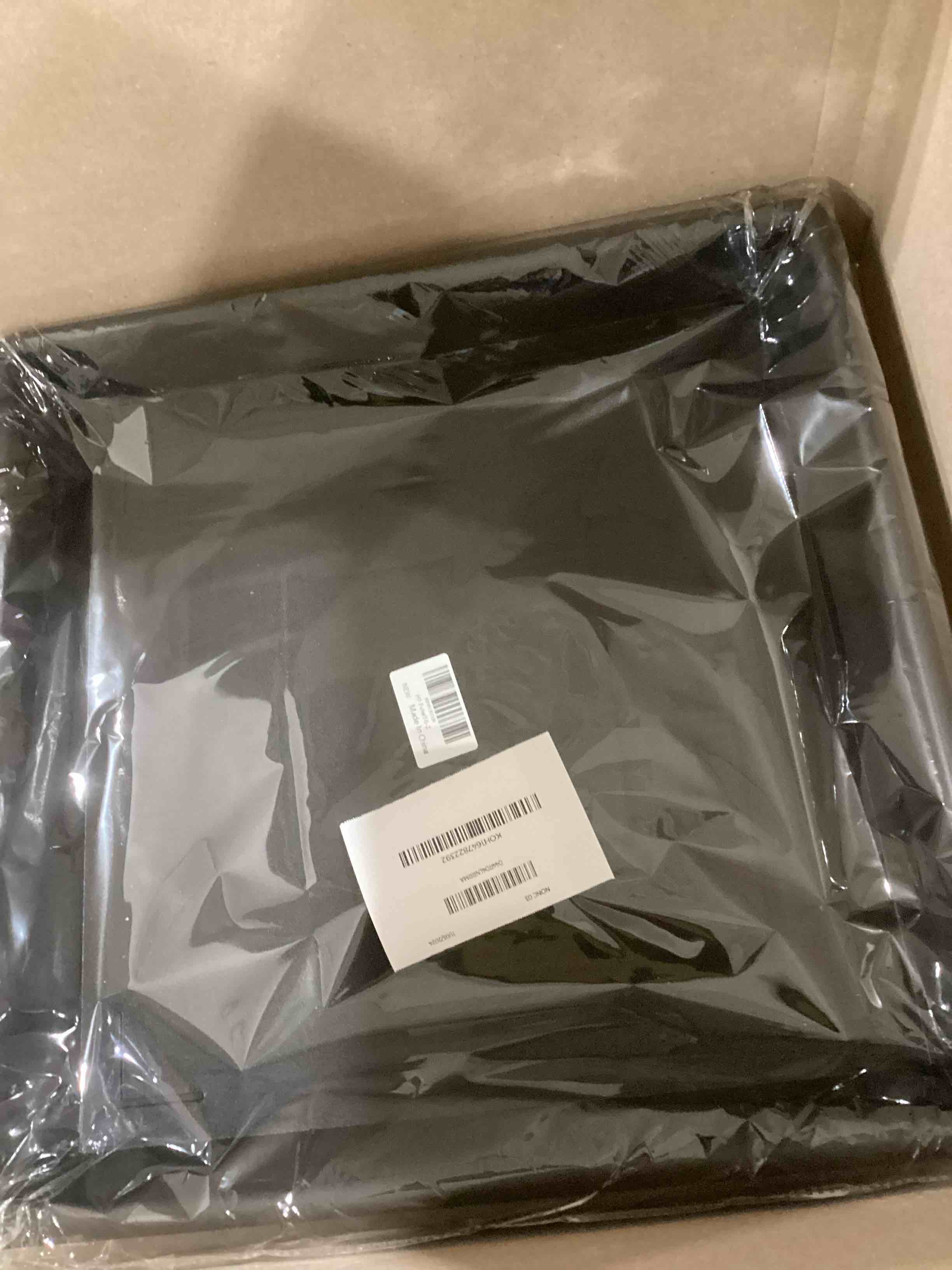 https://s3.amazonaws.com/lotting-images-prod/bidfta/TEA1901594_1732633938461.jpeg