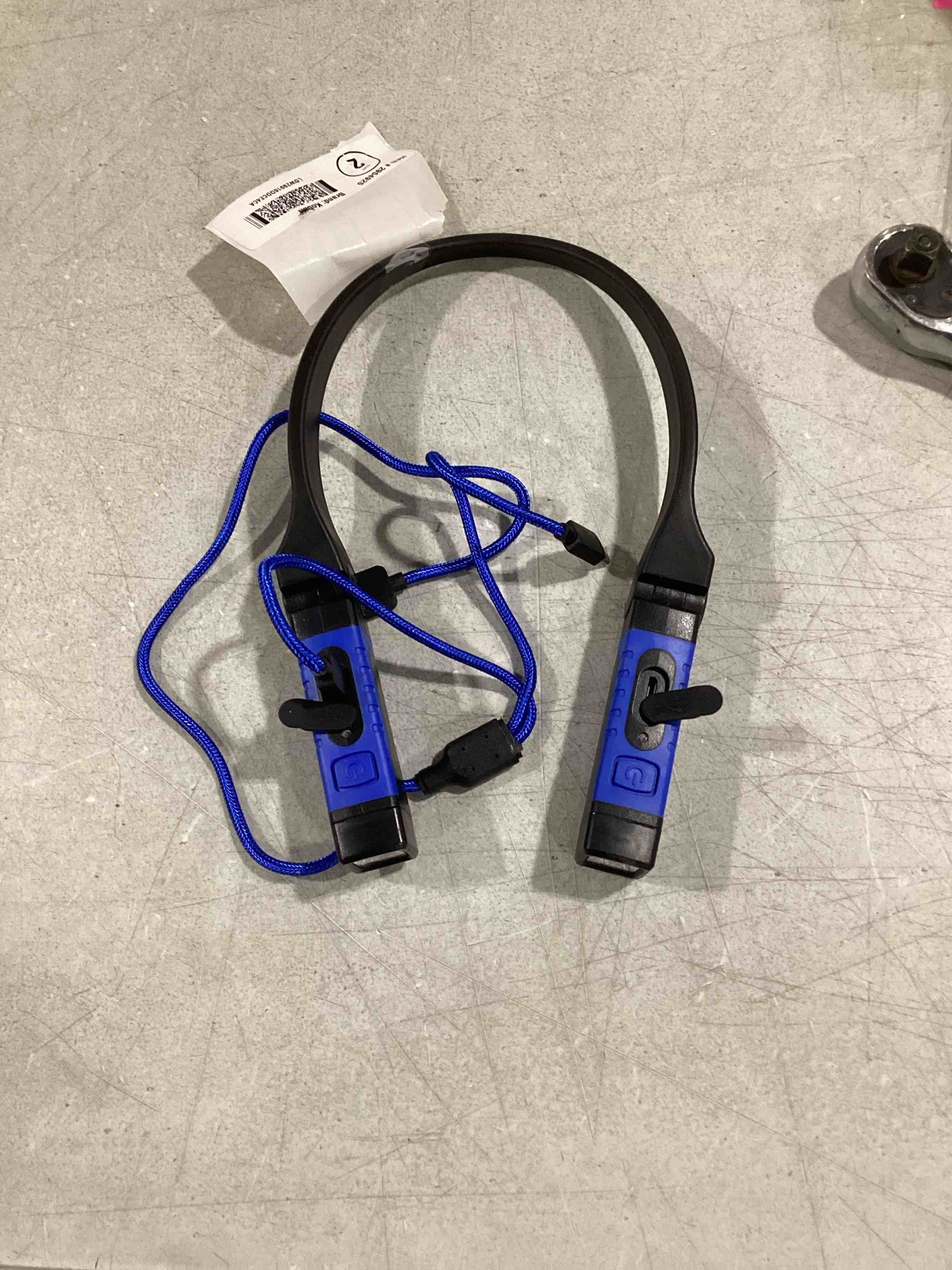 https://s3.amazonaws.com/lotting-images-prod/bidfta/TEA1901897_1732740104907.jpeg