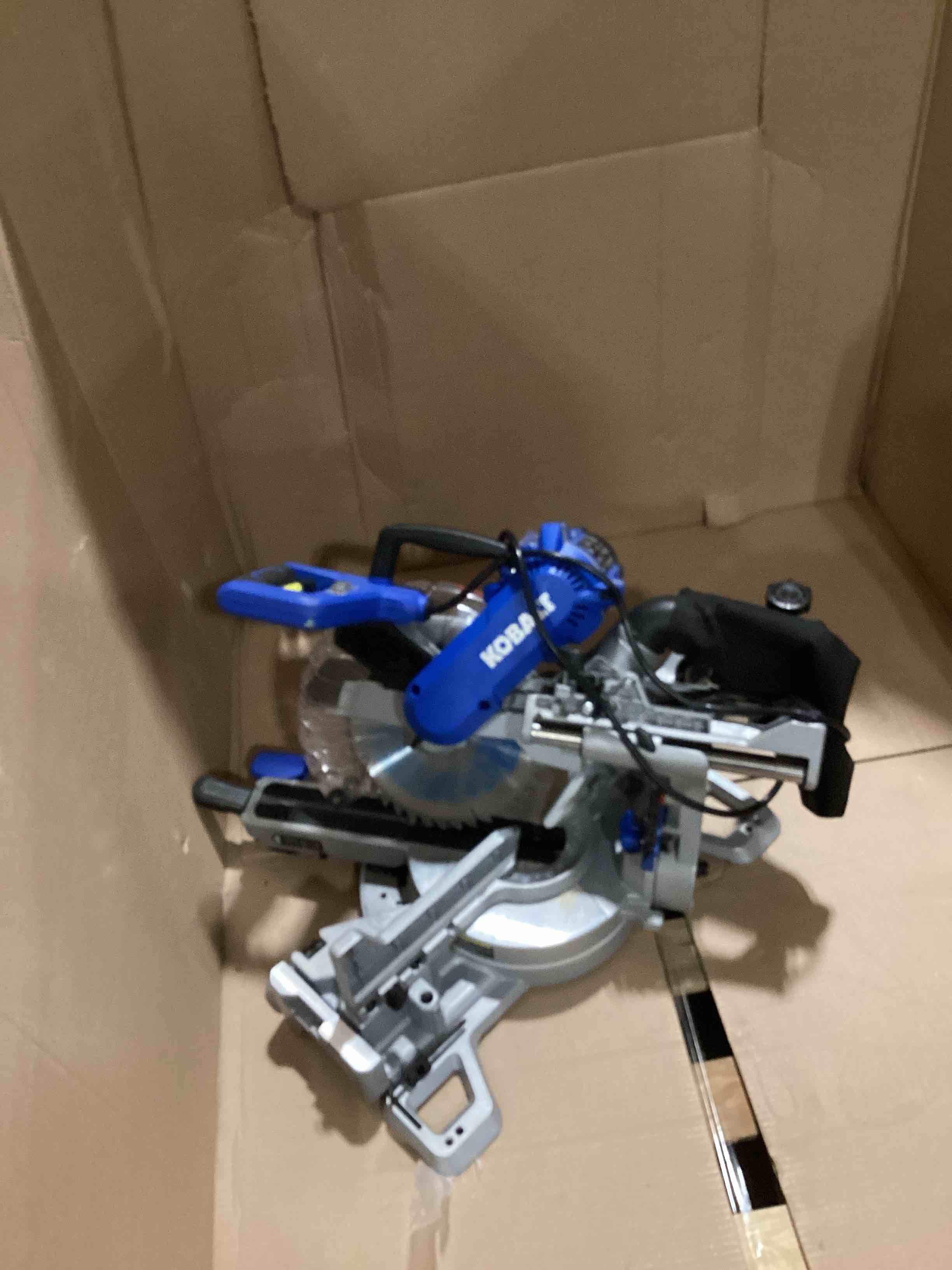 https://s3.amazonaws.com/lotting-images-prod/bidfta/TEA1901906_1732741594036.jpeg