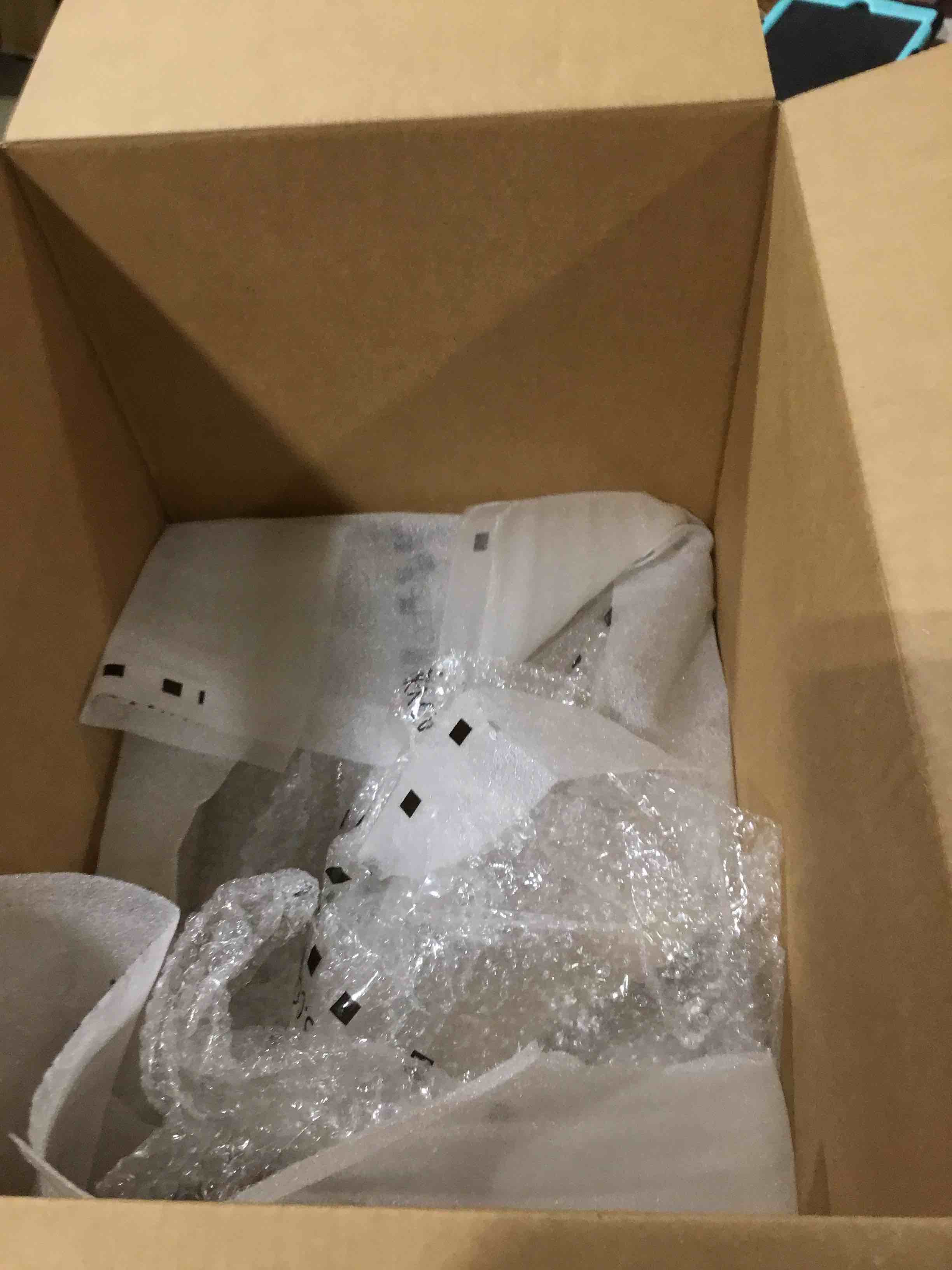 https://s3.amazonaws.com/lotting-images-prod/bidfta/TEA1902197_1733252500556.jpeg