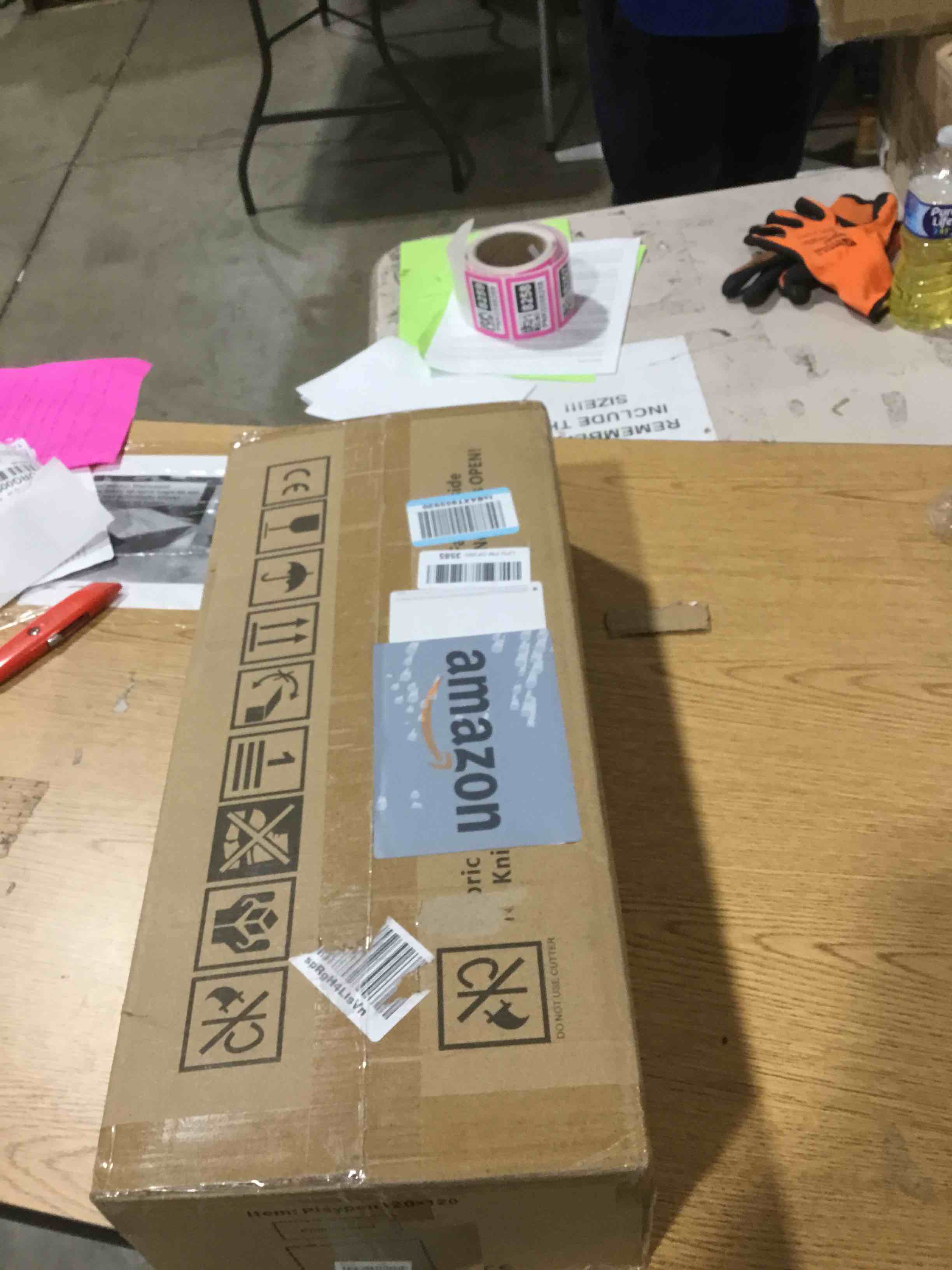 https://s3.amazonaws.com/lotting-images-prod/bidfta/TEA1902695_1733748275143.jpeg
