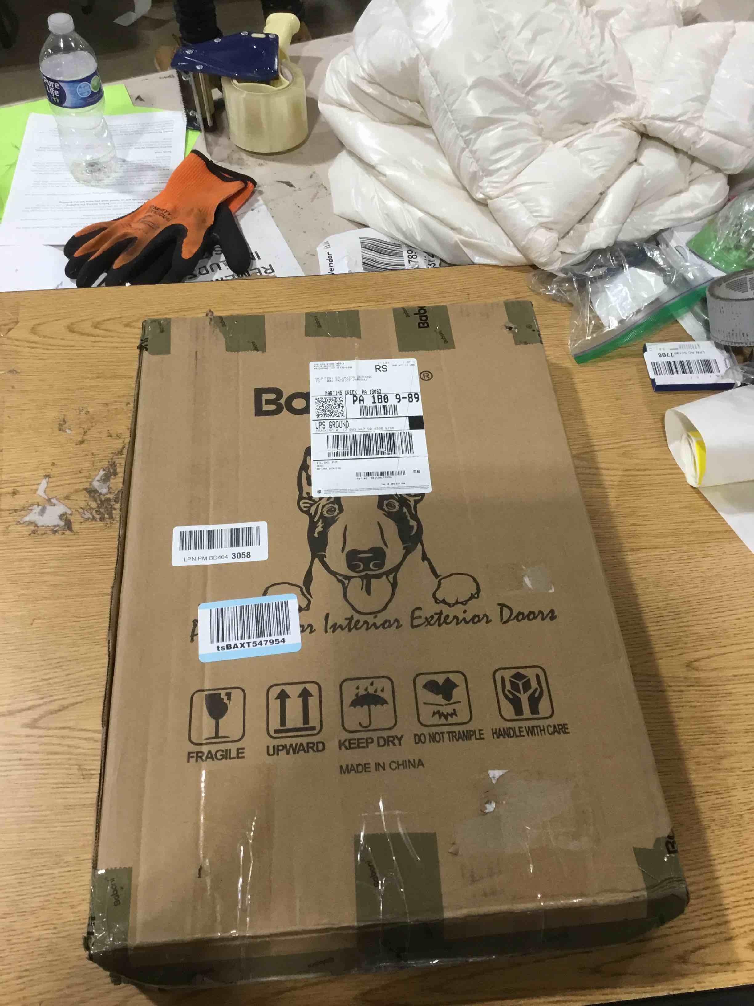 https://s3.amazonaws.com/lotting-images-prod/bidfta/TEA1902775_1733767117434.jpeg