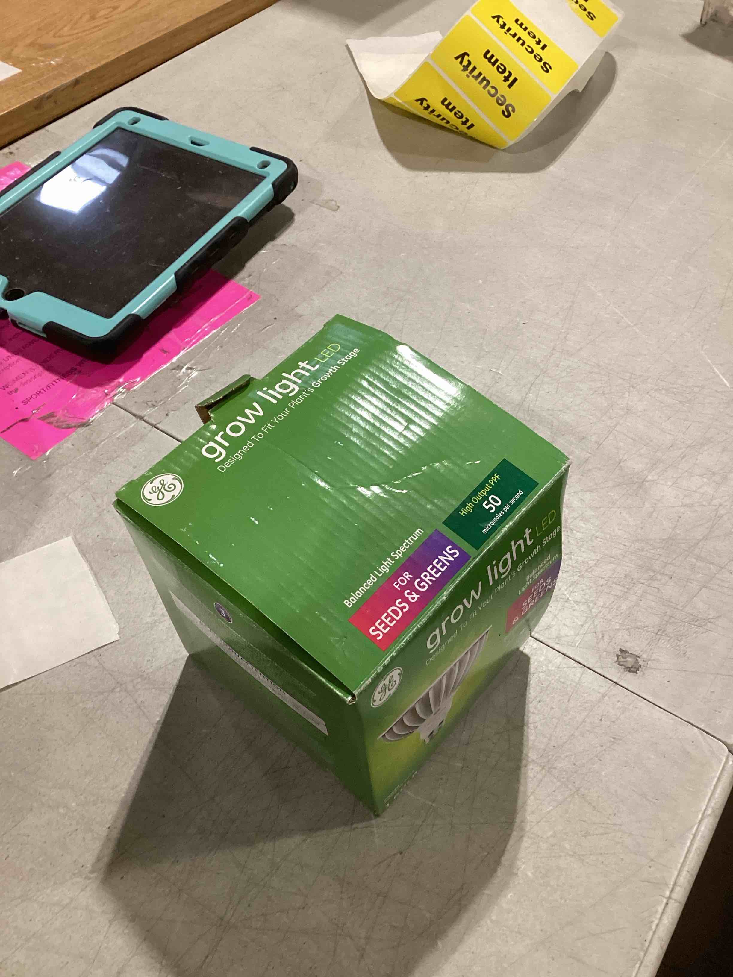 https://s3.amazonaws.com/lotting-images-prod/bidfta/TEA1903023_1733323228176.jpeg