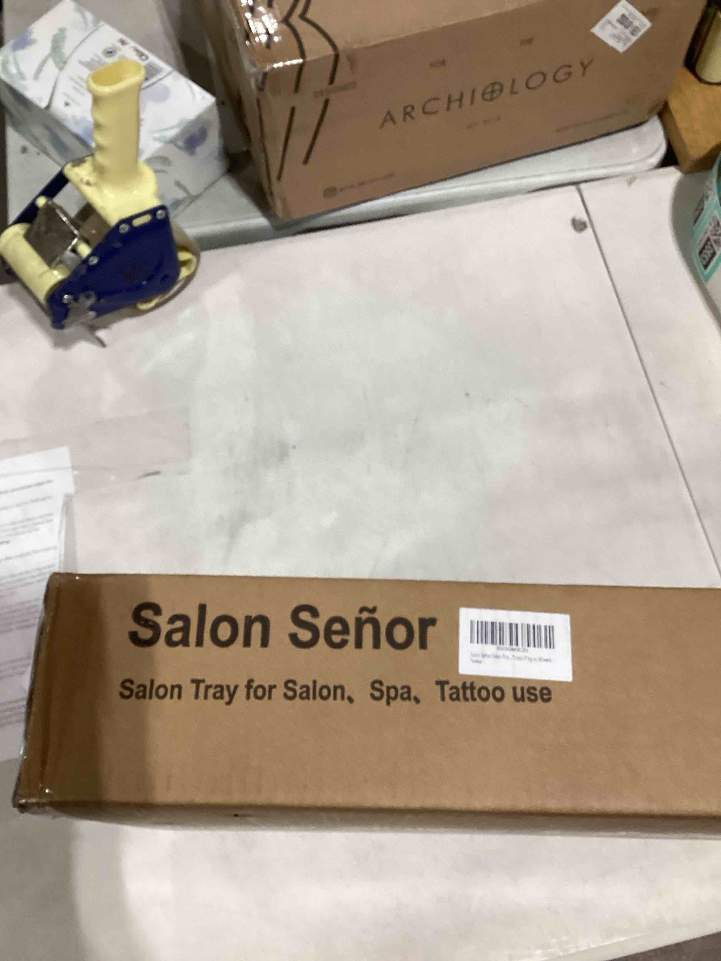 https://s3.amazonaws.com/lotting-images-prod/bidfta/TEA1903553_1734036492048.jpeg