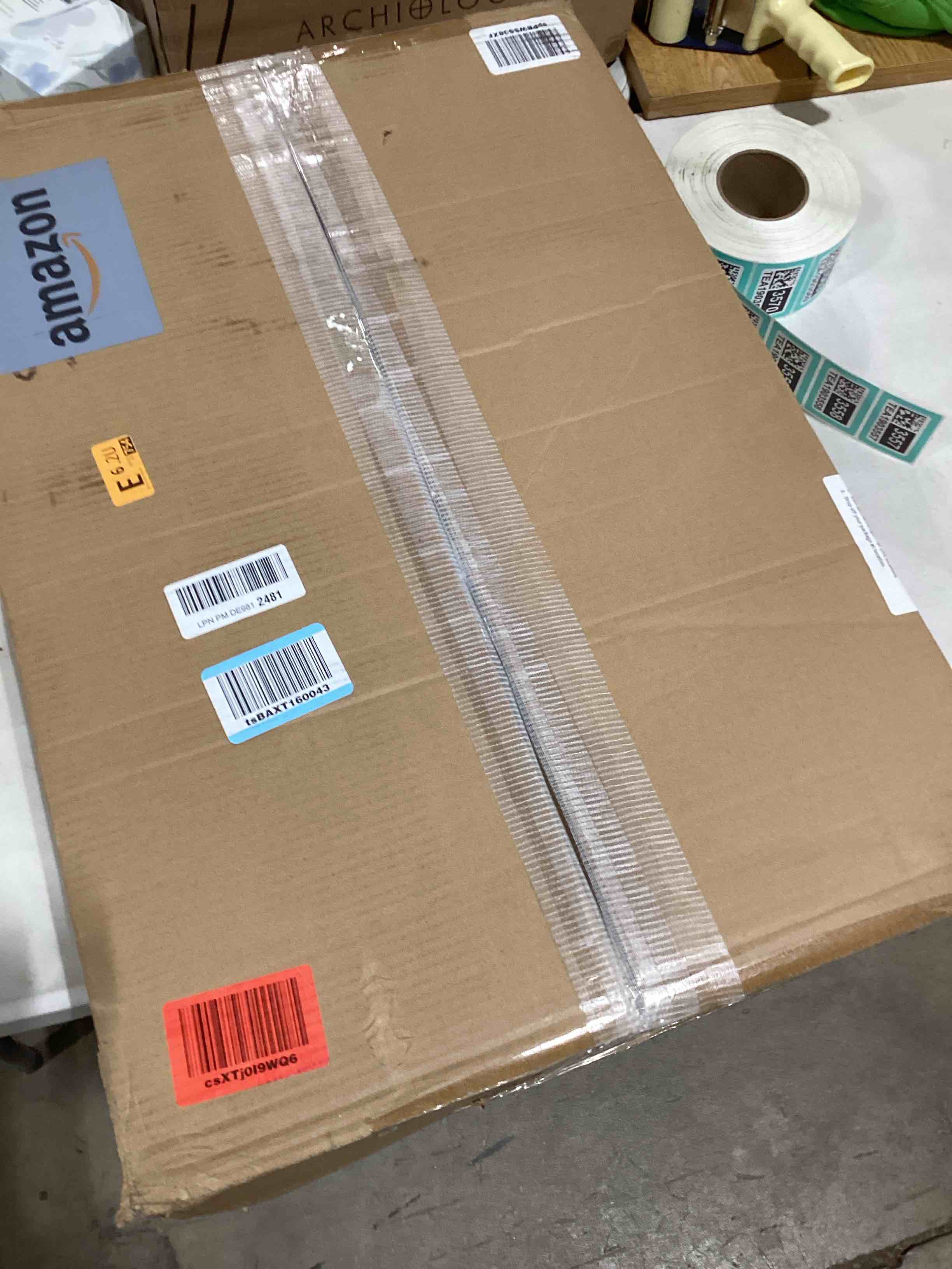 https://s3.amazonaws.com/lotting-images-prod/bidfta/TEA1903557_1734036985167.jpeg