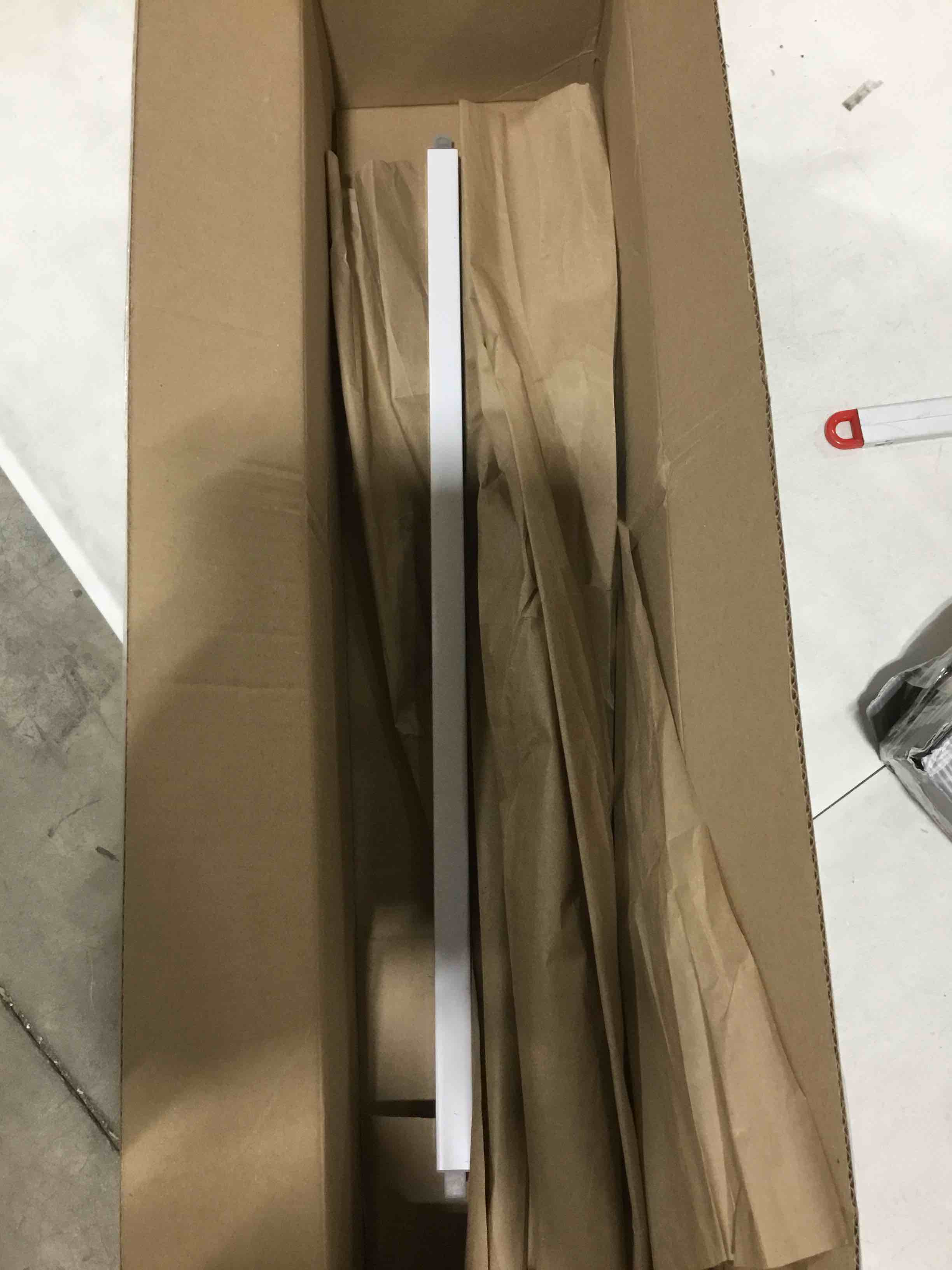 https://s3.amazonaws.com/lotting-images-prod/bidfta/TEA1904377_1734623334821.jpeg