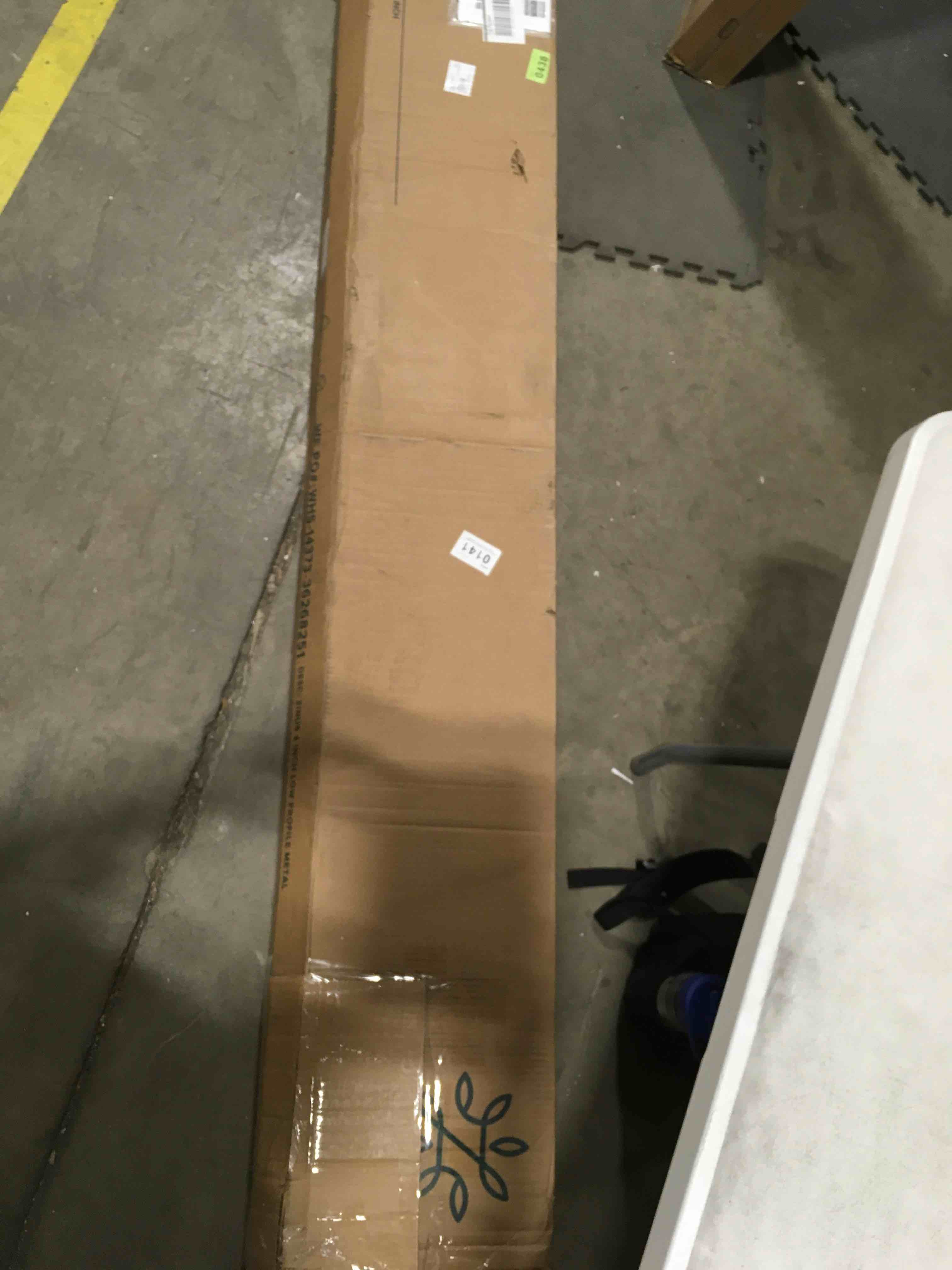 https://s3.amazonaws.com/lotting-images-prod/bidfta/TEA1904571_1734708266164.jpeg