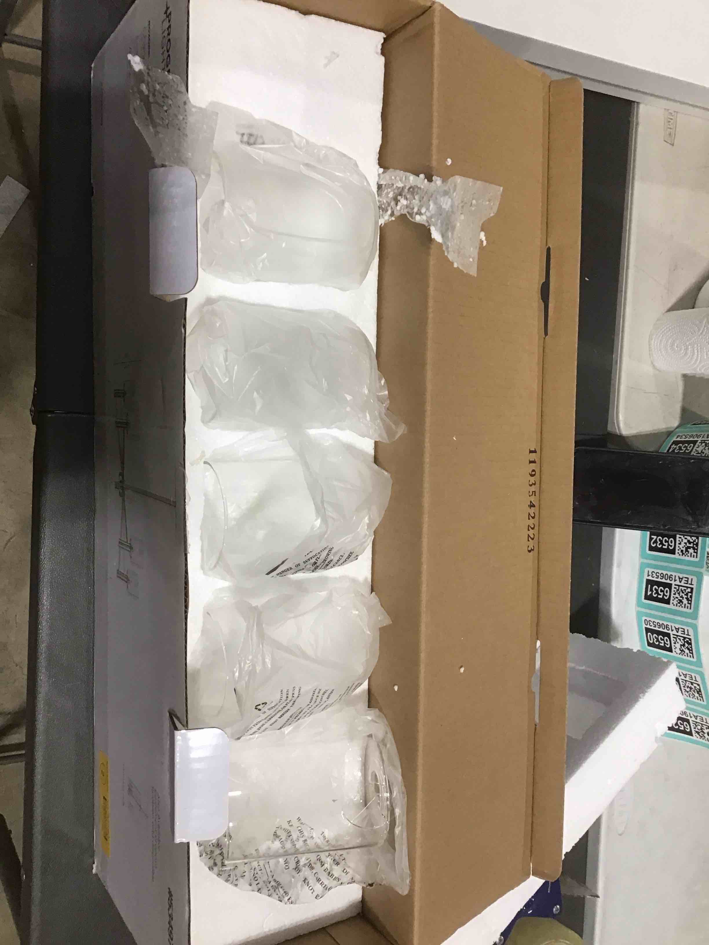 https://s3.amazonaws.com/lotting-images-prod/bidfta/TEA1906528_1735568791913.jpeg