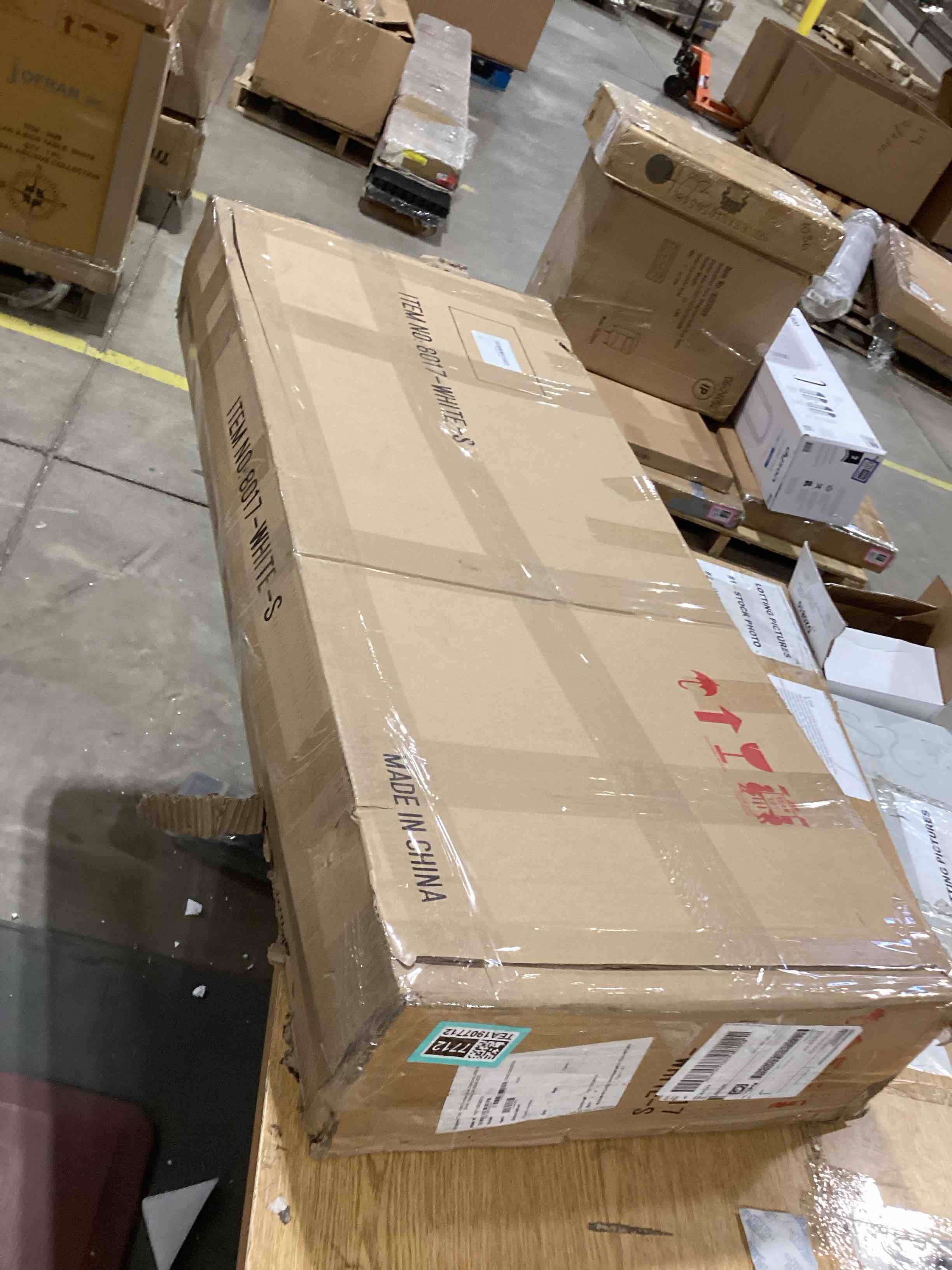 https://s3.amazonaws.com/lotting-images-prod/bidfta/TEA1907712_1739797616953.jpeg