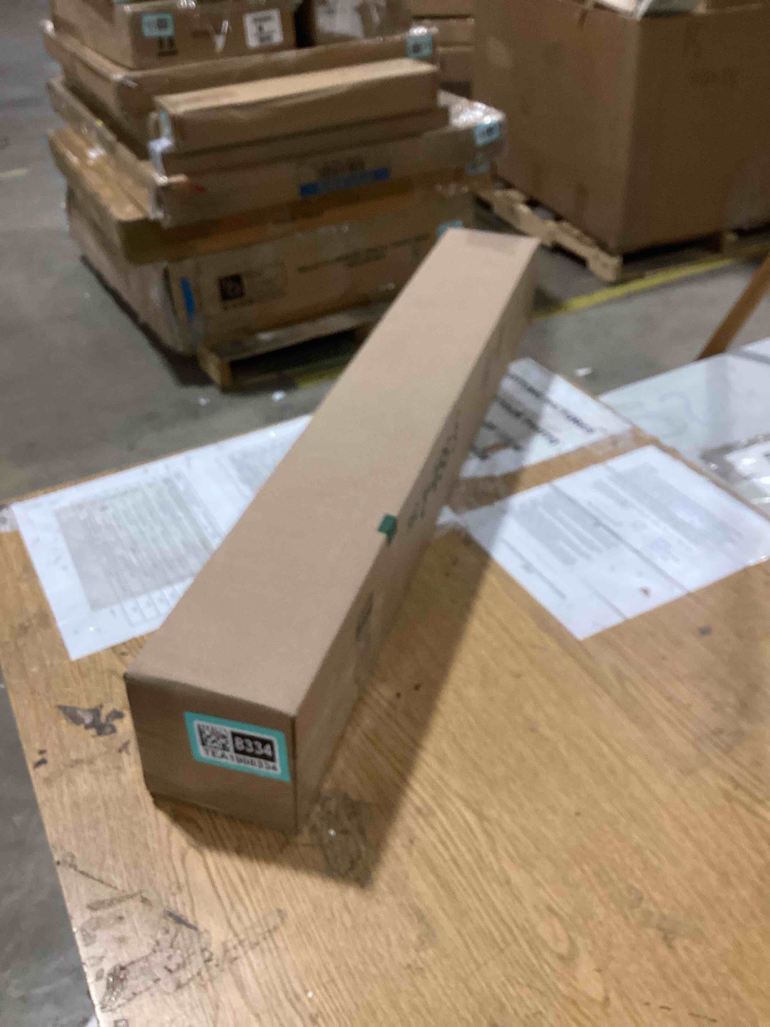 https://s3.amazonaws.com/lotting-images-prod/bidfta/TEA1908334_1740576785657.jpeg
