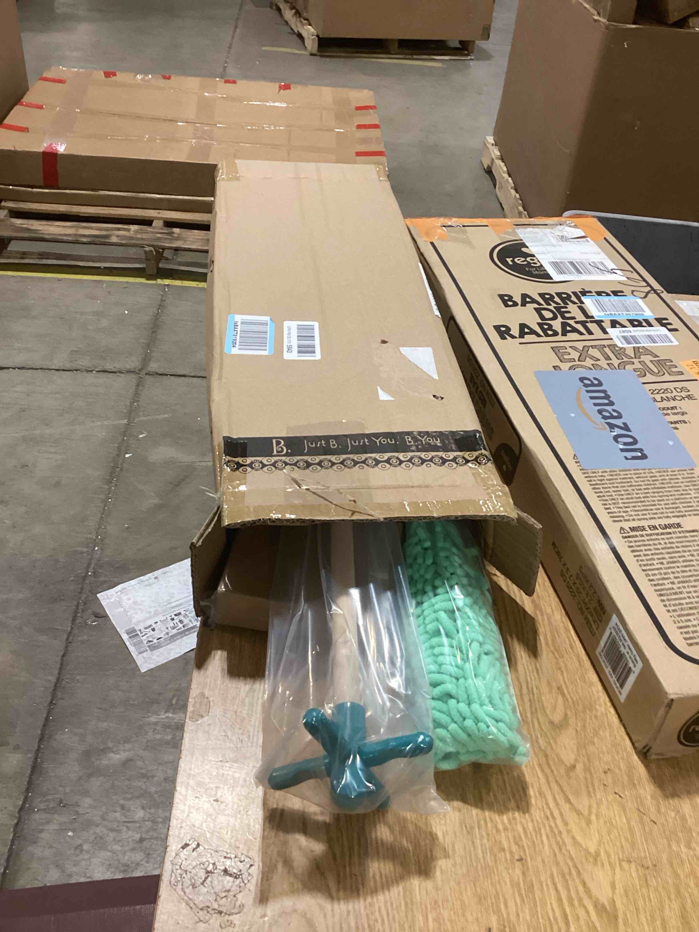 https://s3.amazonaws.com/lotting-images-prod/bidfta/TEA1908786_1741099746637.jpeg