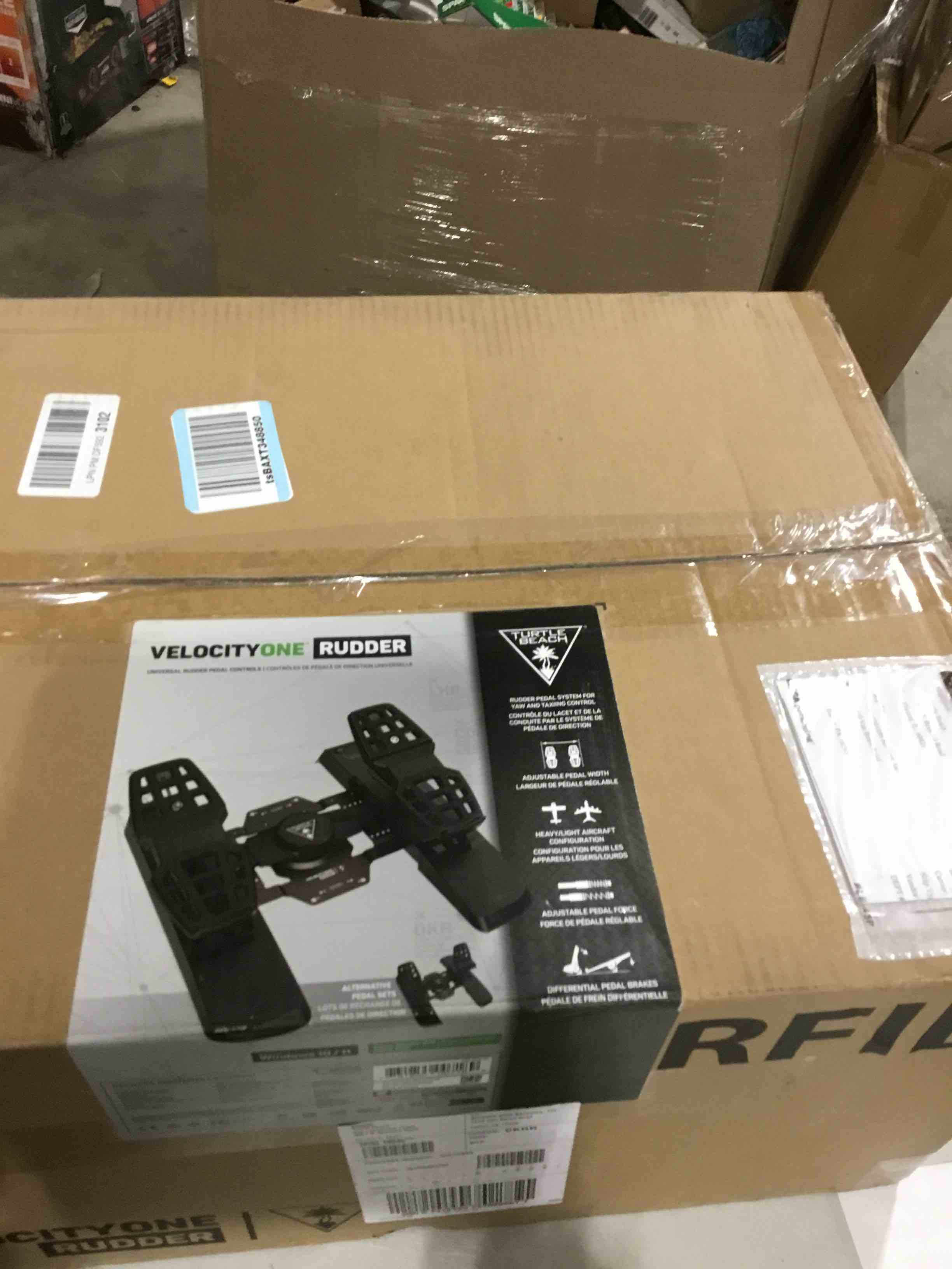 https://s3.amazonaws.com/lotting-images-prod/bidfta/TEA1909307_1733863826718.jpeg