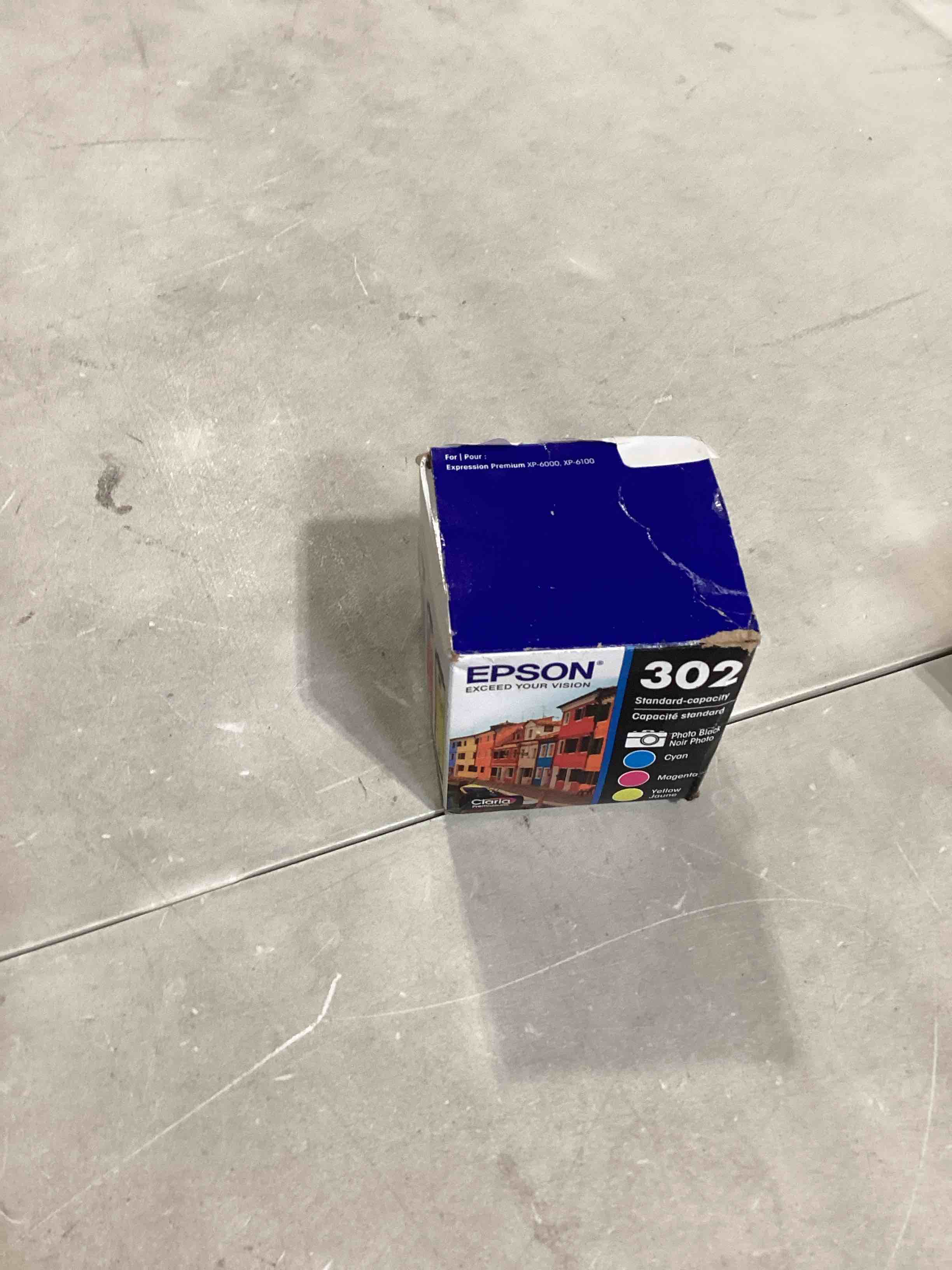 https://s3.amazonaws.com/lotting-images-prod/bidfta/TEA1909595_1734029706189.jpeg