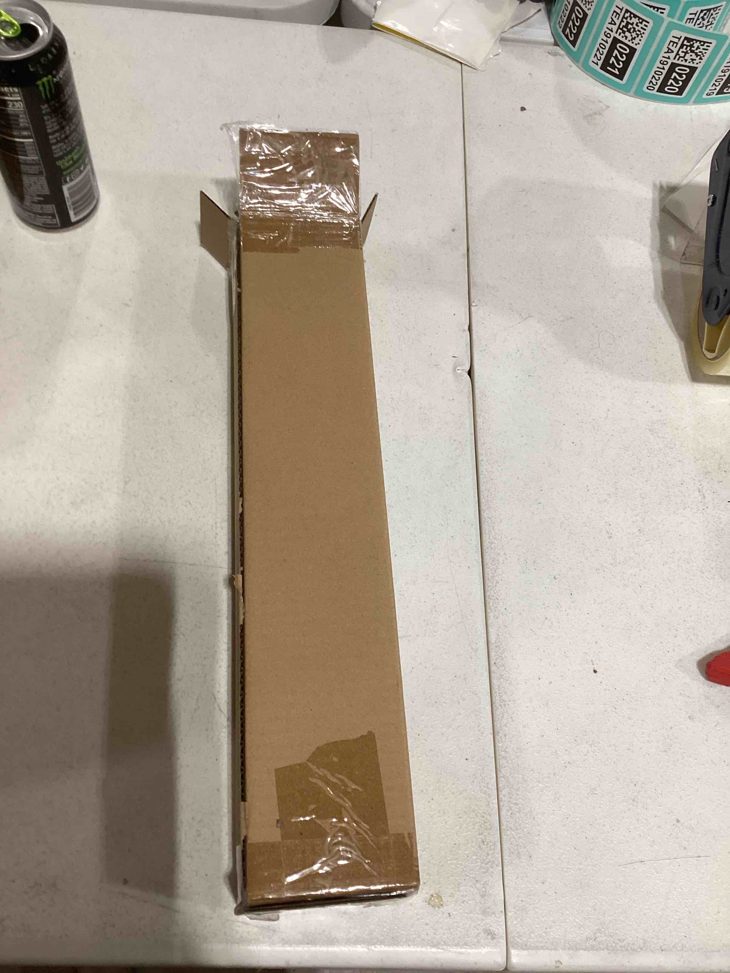 https://s3.amazonaws.com/lotting-images-prod/bidfta/TEA1910219_1735220577772.jpeg