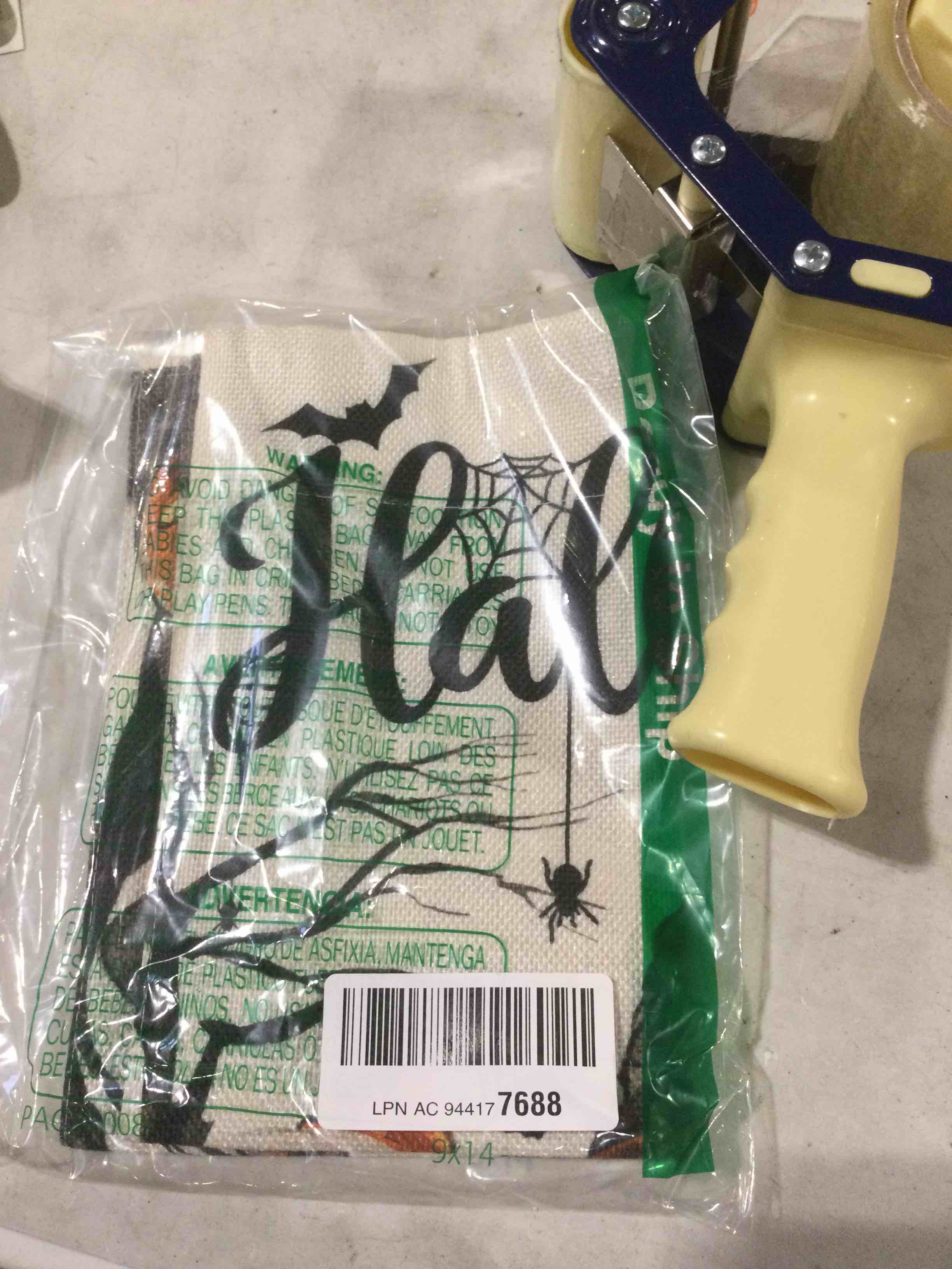 https://s3.amazonaws.com/lotting-images-prod/bidfta/TEA1910232_1735221353092.jpeg