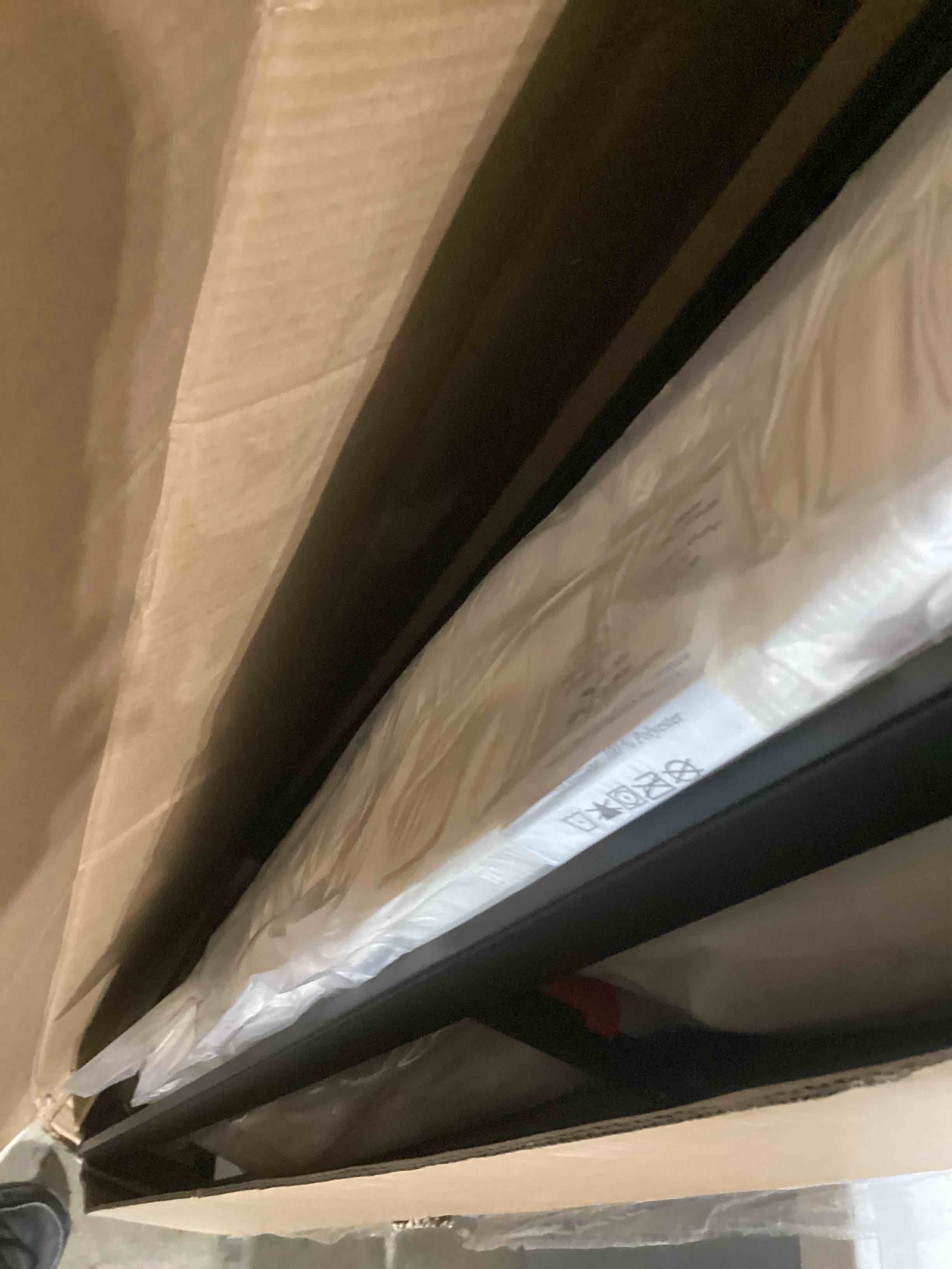 https://s3.amazonaws.com/lotting-images-prod/bidfta/TEA1910385_1735241848656.jpeg