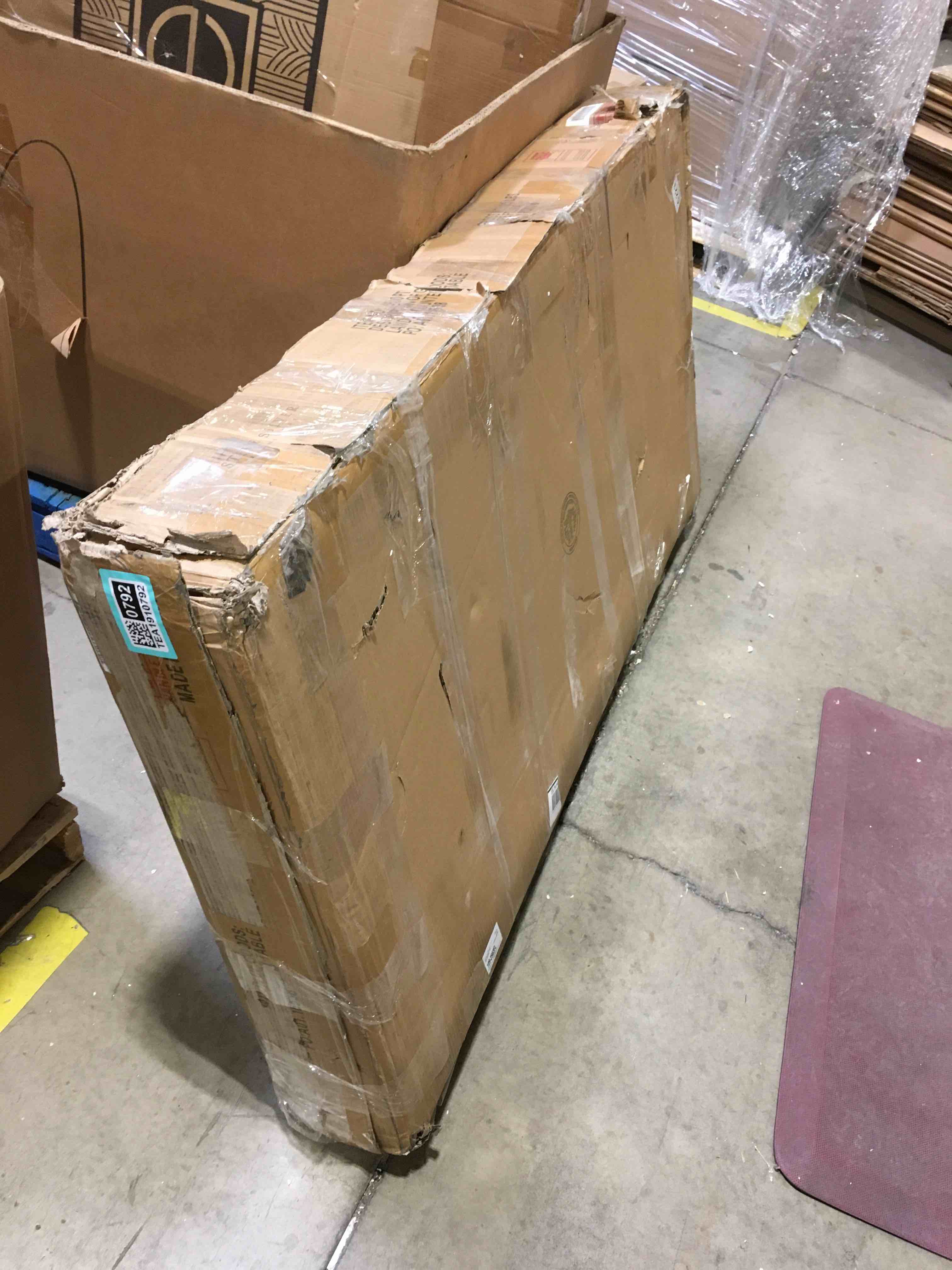 https://s3.amazonaws.com/lotting-images-prod/bidfta/TEA1910792_1736966413181.jpeg