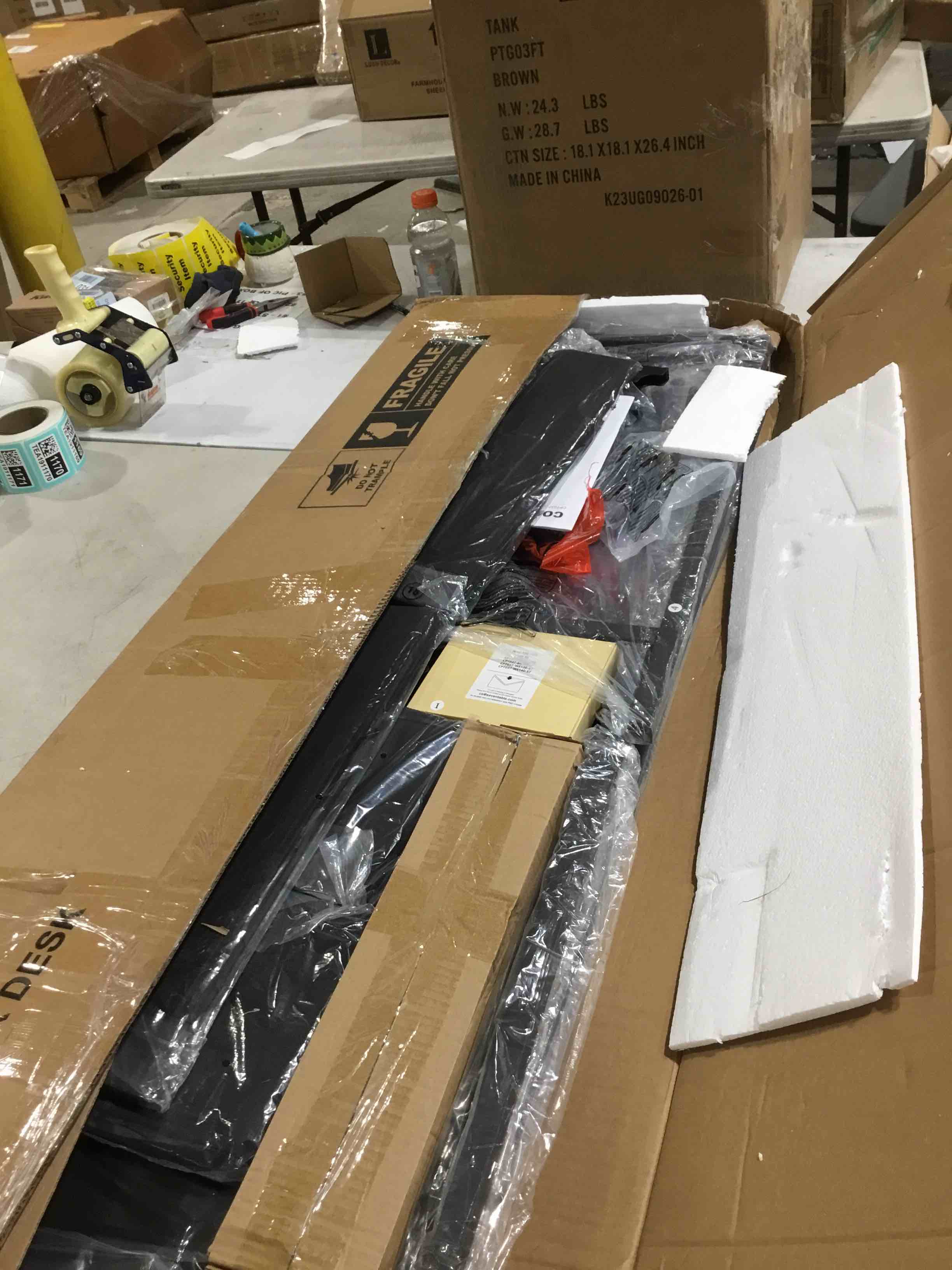 https://s3.amazonaws.com/lotting-images-prod/bidfta/TEA1911161_1738159166794.jpeg