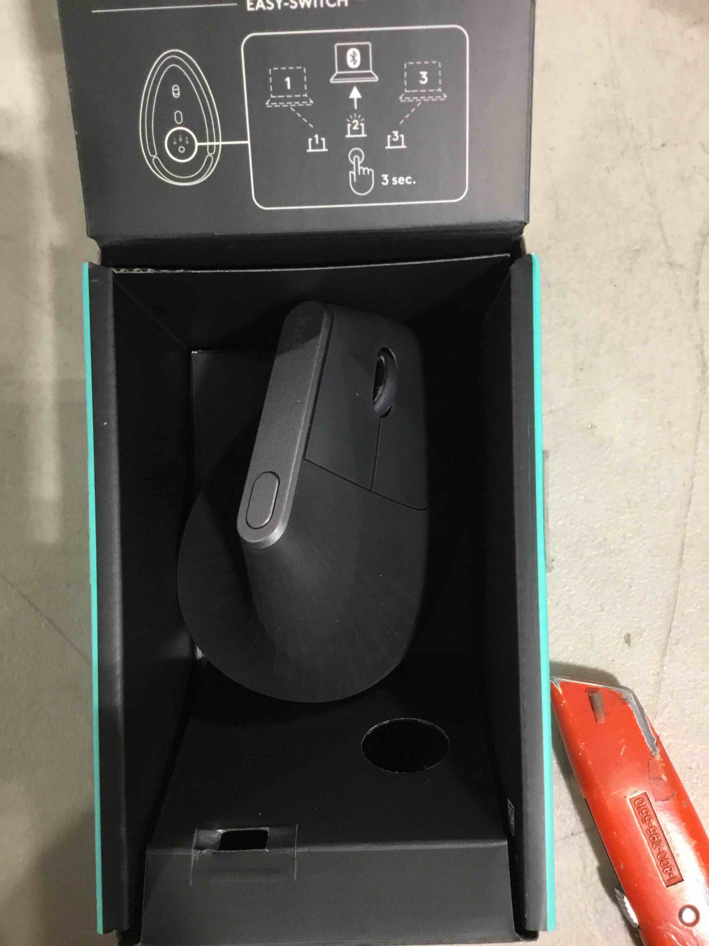 https://s3.amazonaws.com/lotting-images-prod/bidfta/TEA1911975_1740674620613.jpeg