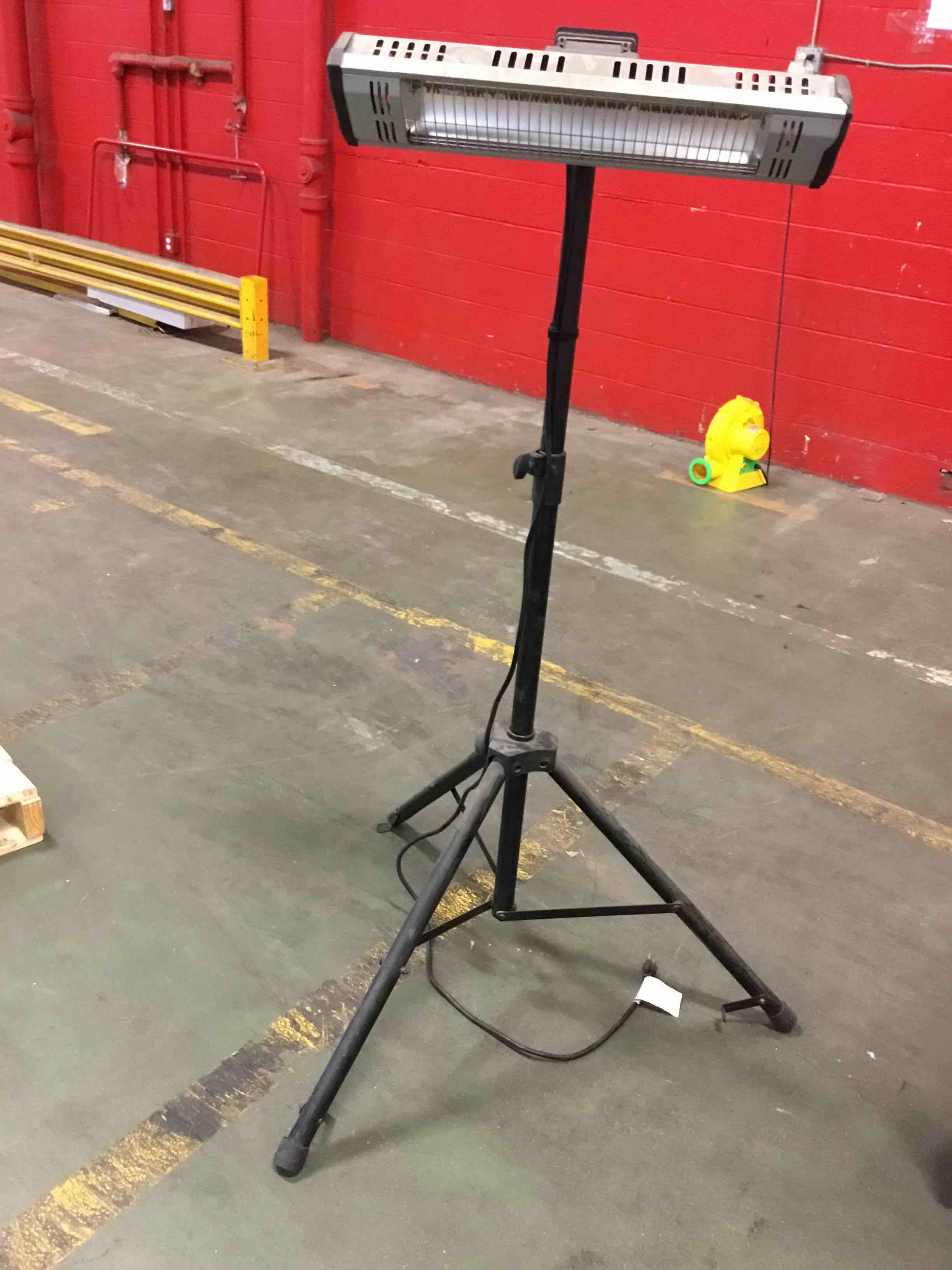 Condition photo showing As Is for heat storm hs-1500-tt infrared, 7 ft cord, tripod + heater, black heater + tripod