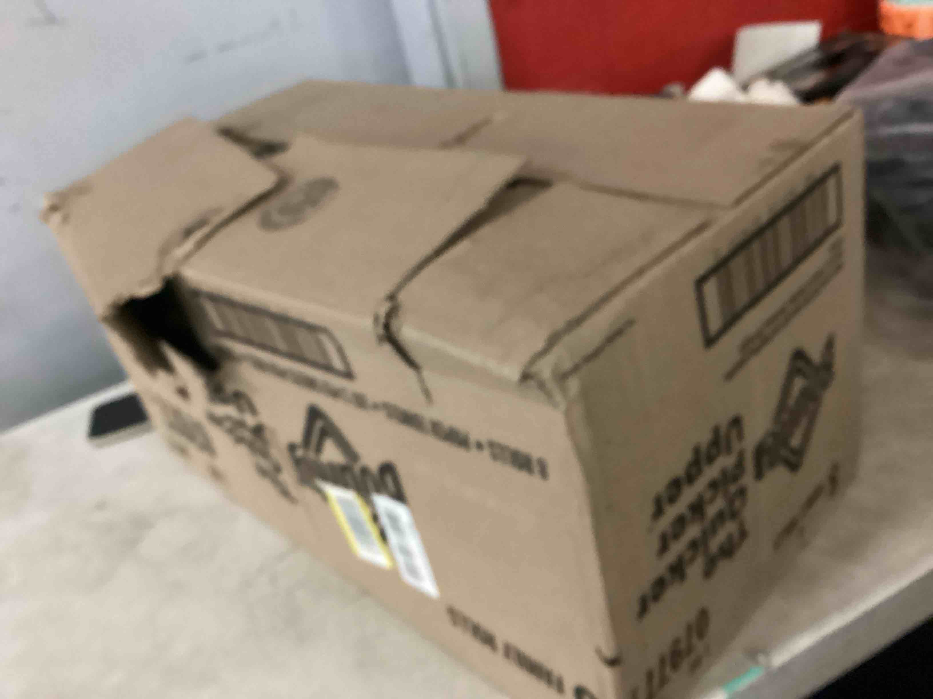 https://s3.amazonaws.com/lotting-images-prod/bidfta/TEA1913419_1777905555741.jpeg