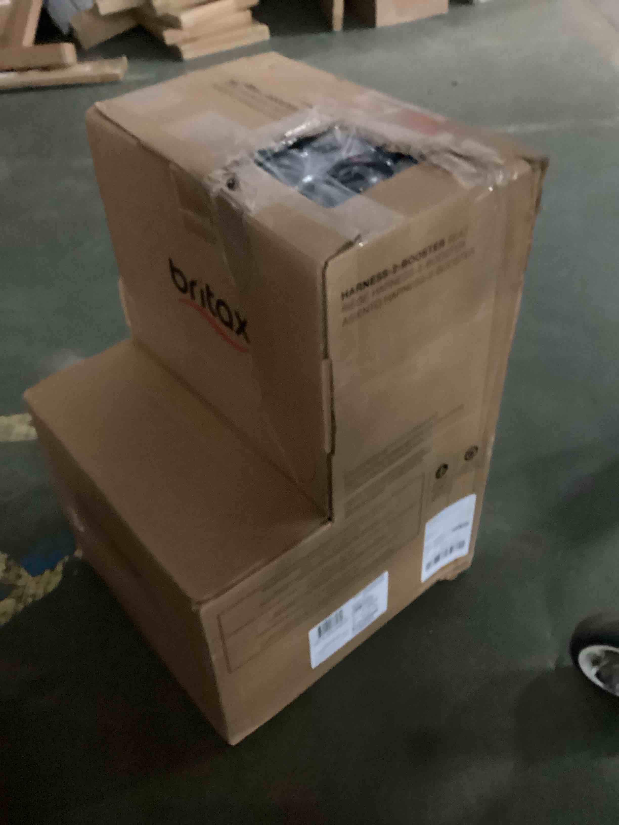 Condition photo showing Good Condition for britax grow with you clicktight harness-2-booster car seat, cool n dry - cool flow moisture wicking fabric gwy clicktight cool n dry