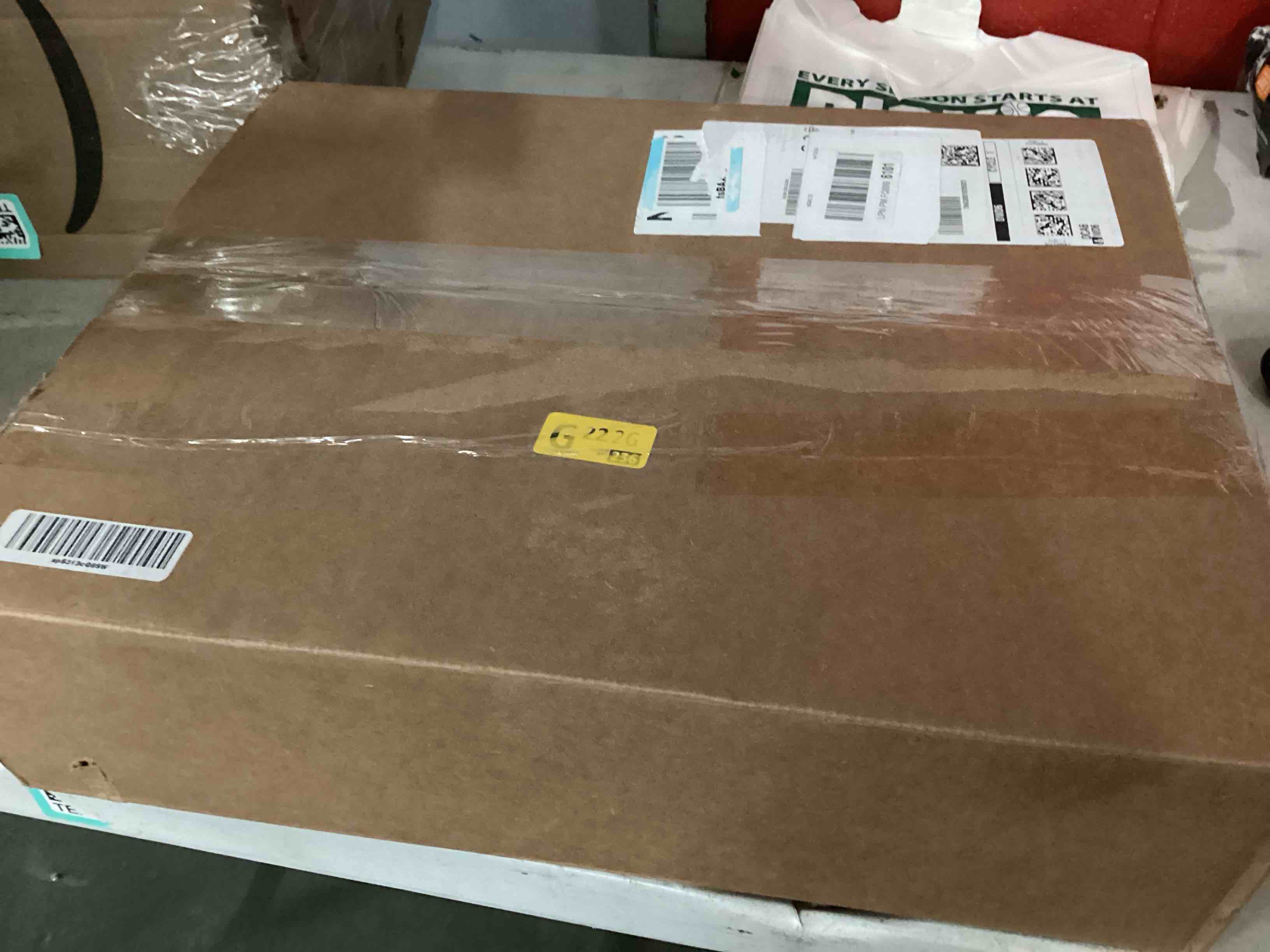 https://s3.amazonaws.com/lotting-images-prod/bidfta/TEA1913545_1778589478118.jpeg