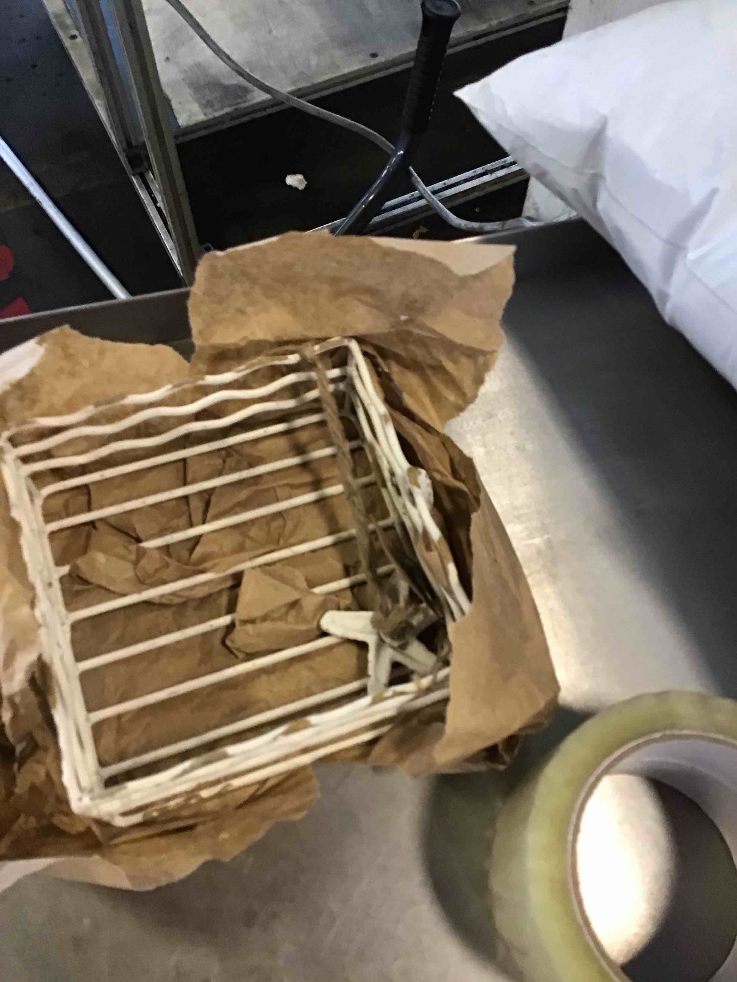 Condition photo showing As Is for Park Designs Starfish Beverage Napkin Holder