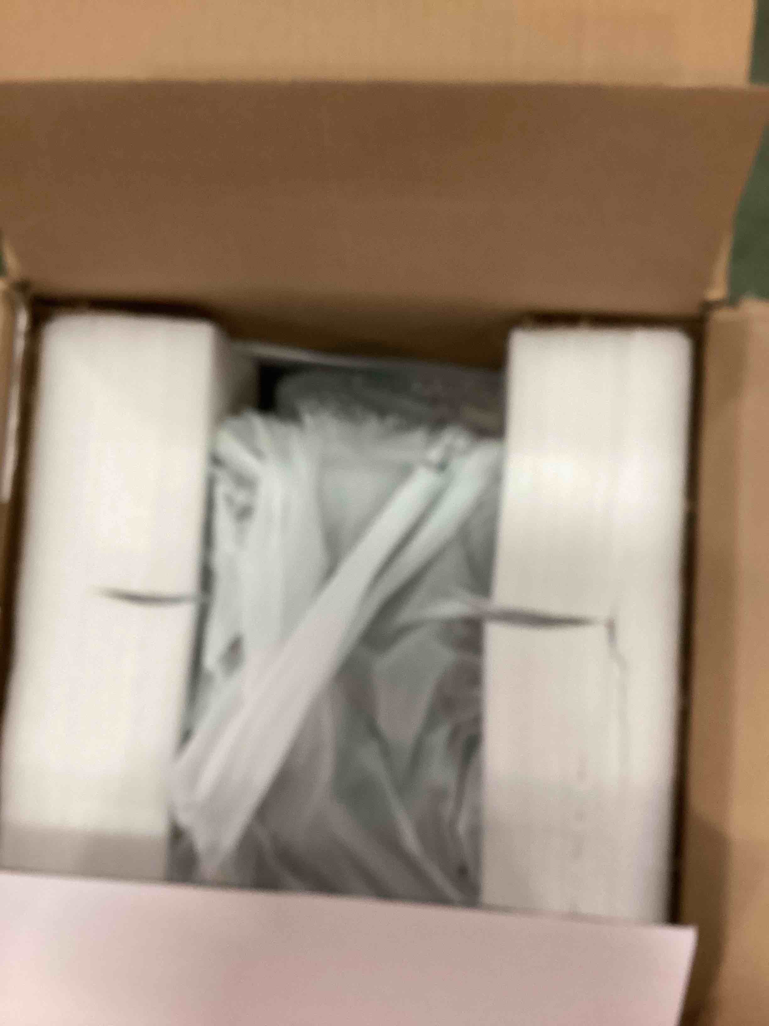 https://s3.amazonaws.com/lotting-images-prod/bidfta/TEA1918590_1735314544265.jpeg