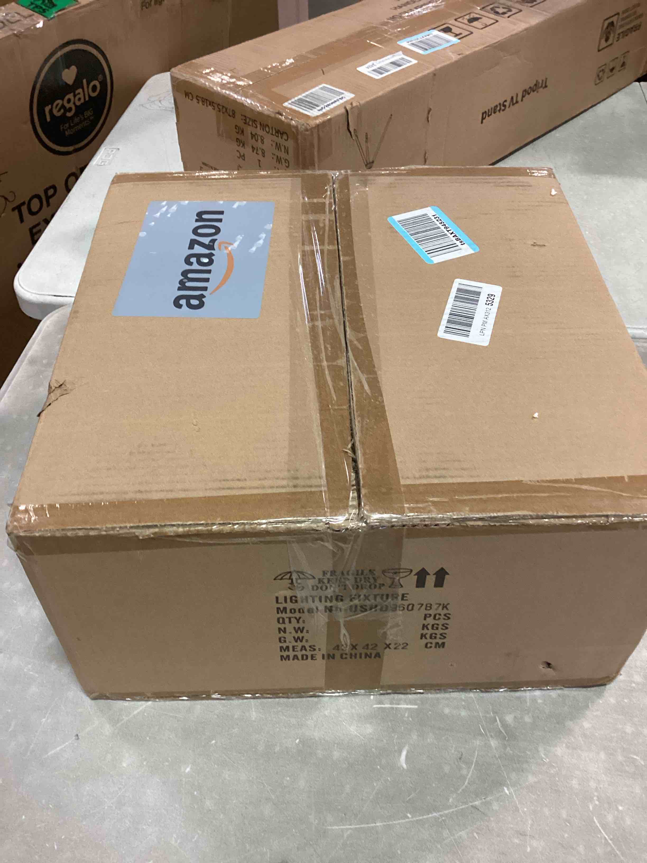 https://s3.amazonaws.com/lotting-images-prod/bidfta/TEA1918896_1735584291342.jpeg