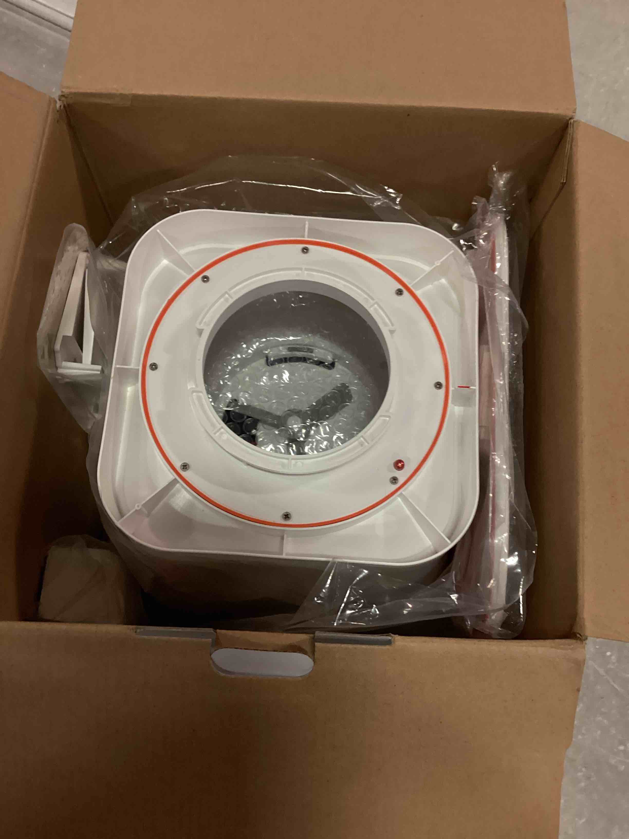 https://s3.amazonaws.com/lotting-images-prod/bidfta/TEA1919144_1735821642985.jpeg