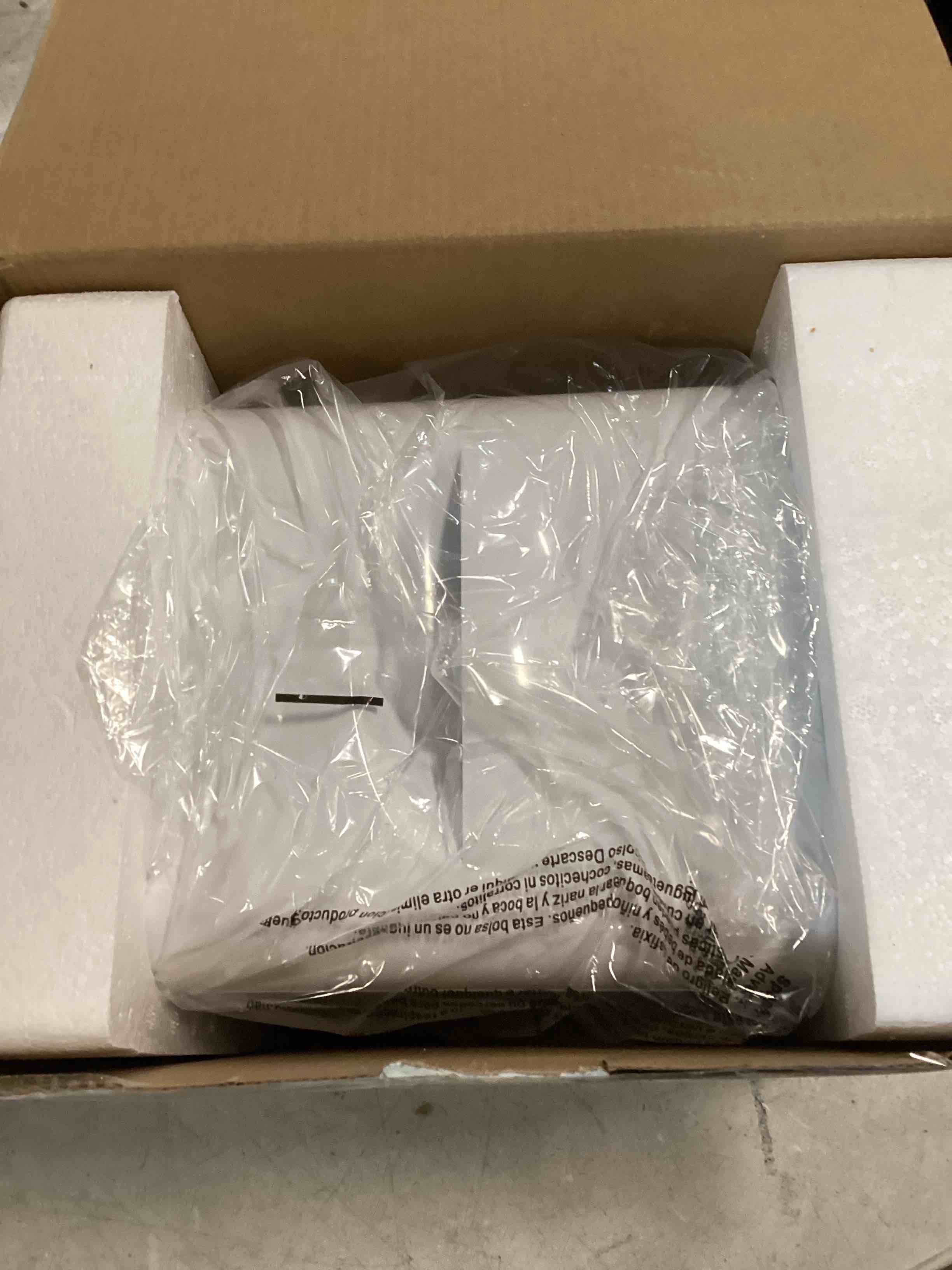 https://s3.amazonaws.com/lotting-images-prod/bidfta/TEA1919635_1736000520648.jpeg