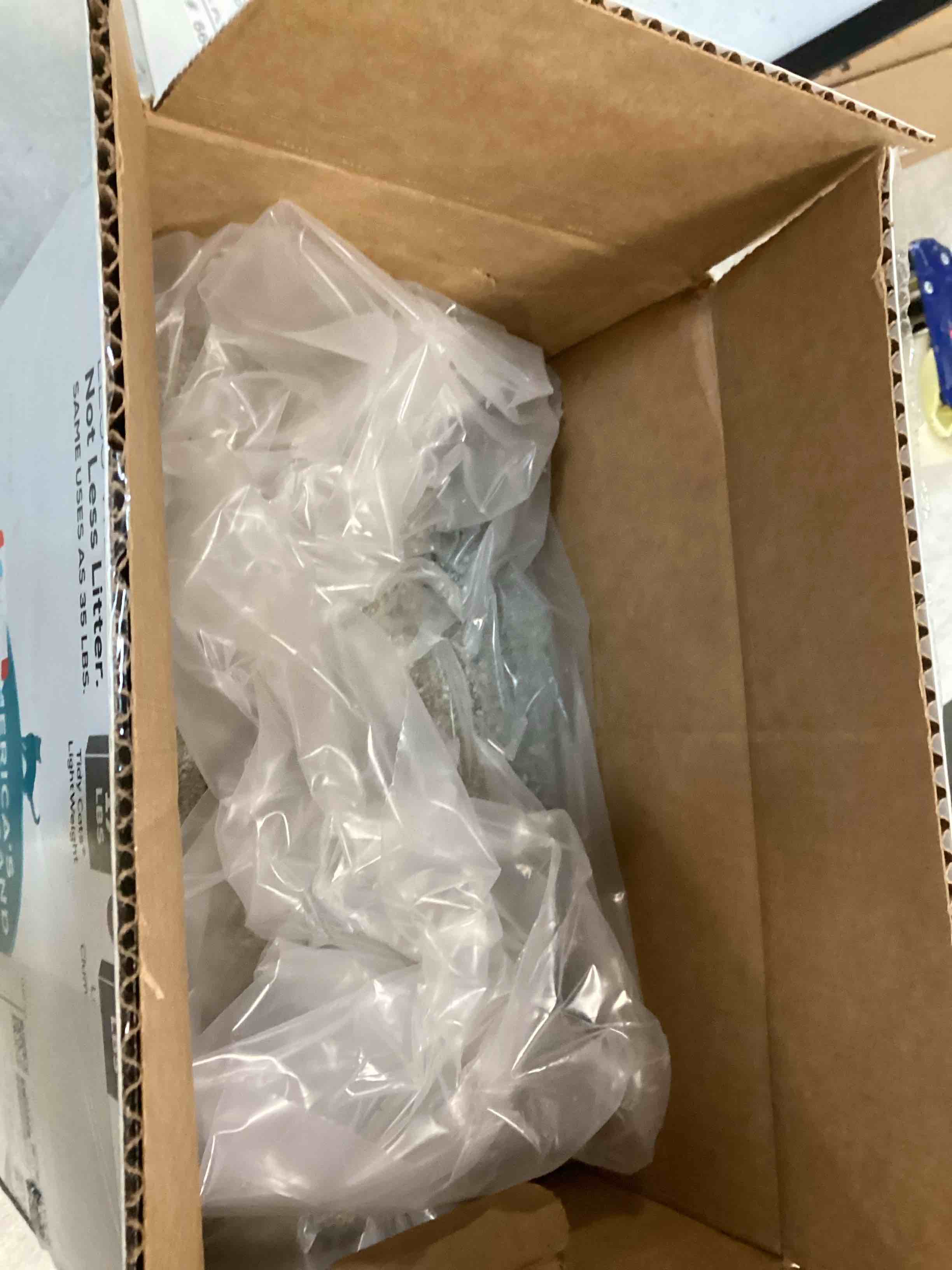 https://s3.amazonaws.com/lotting-images-prod/bidfta/TEA1919639_1736001089417.jpeg