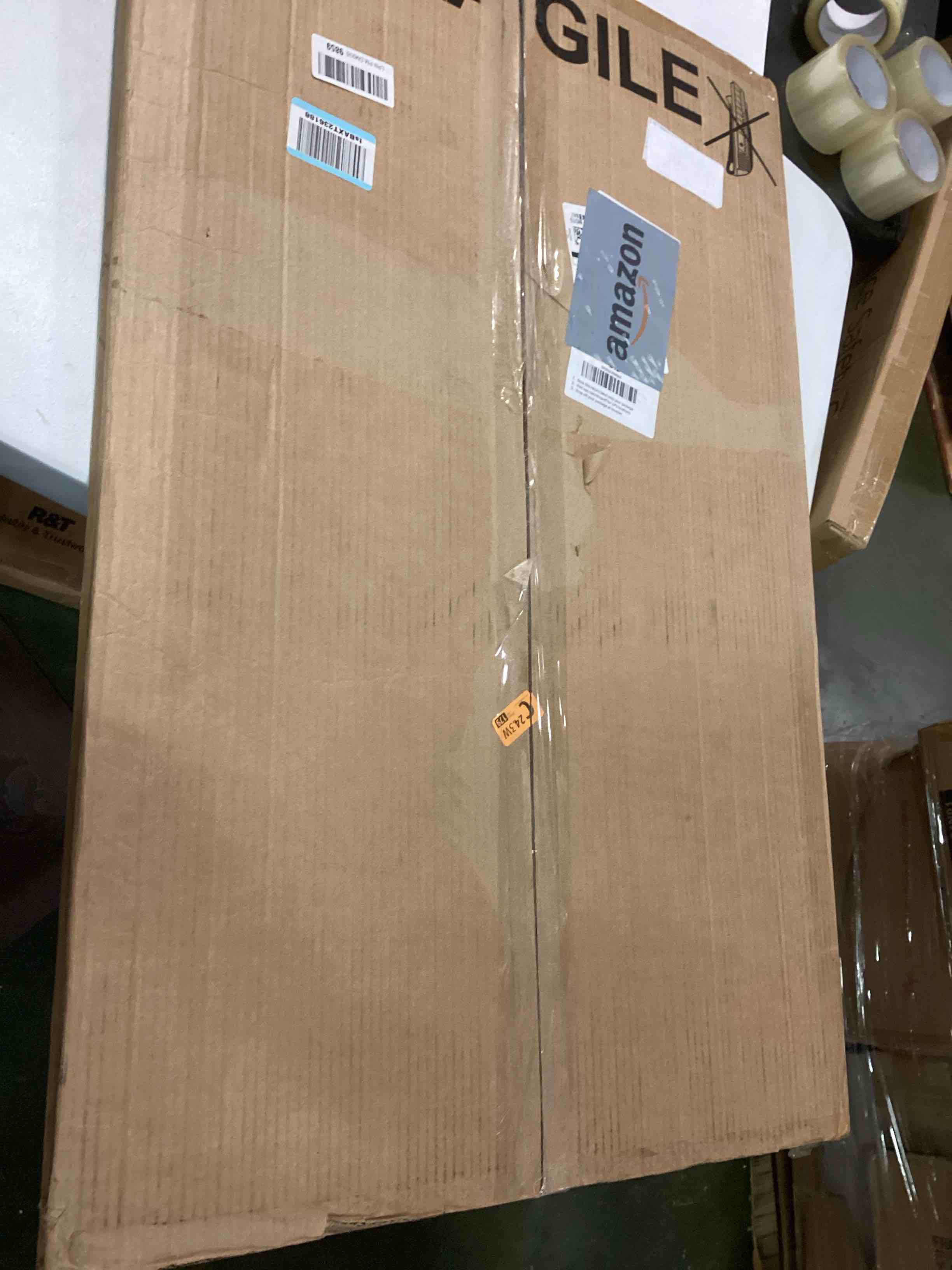 https://s3.amazonaws.com/lotting-images-prod/bidfta/TEA1919912_1736341088808.jpeg