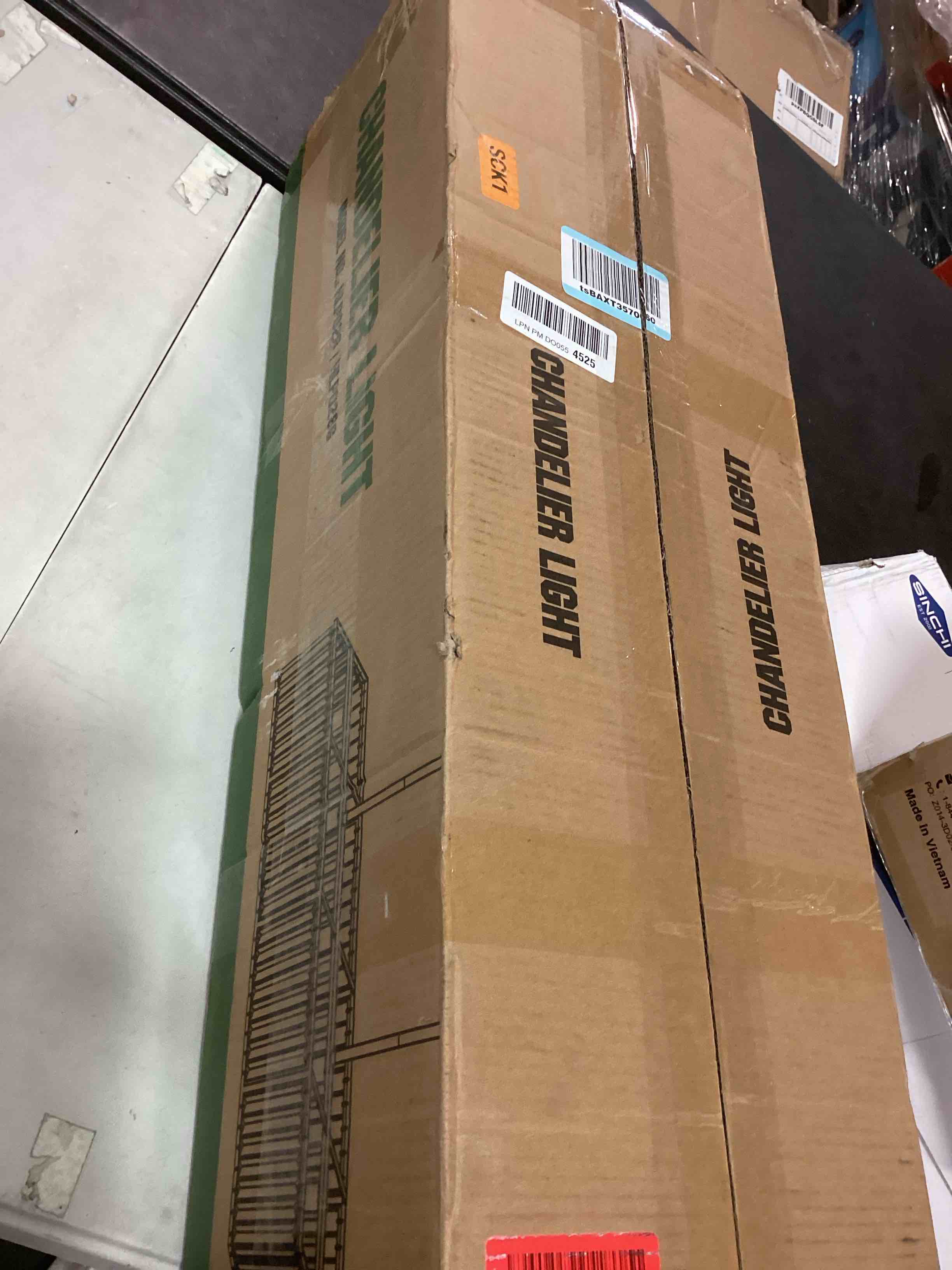 https://s3.amazonaws.com/lotting-images-prod/bidfta/TEA1920124_1736436430348.jpeg