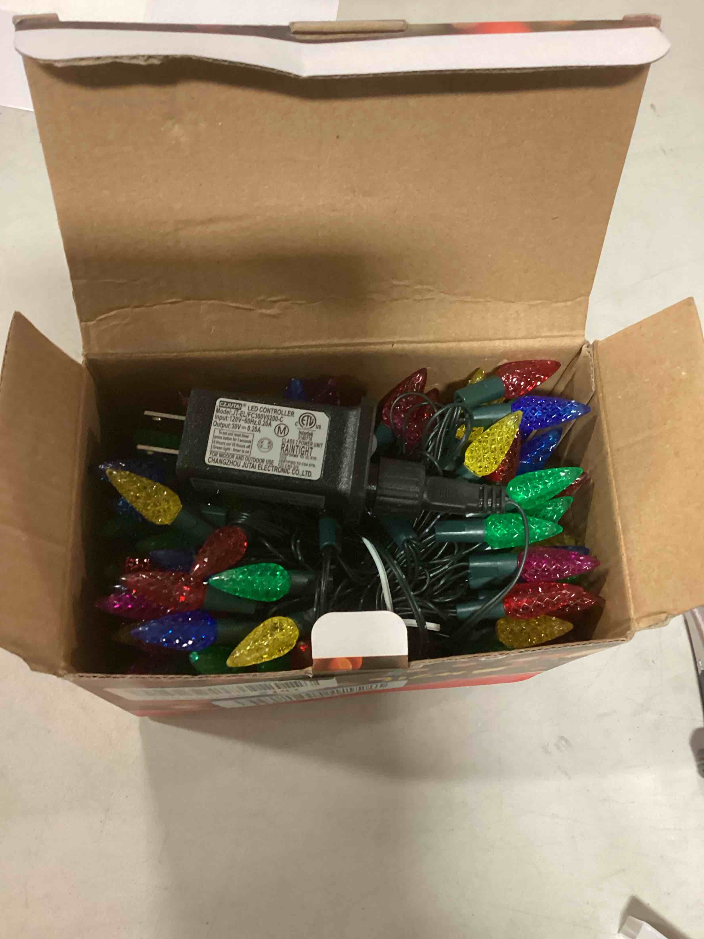 https://s3.amazonaws.com/lotting-images-prod/bidfta/TEA1920423_1736542098843.jpeg