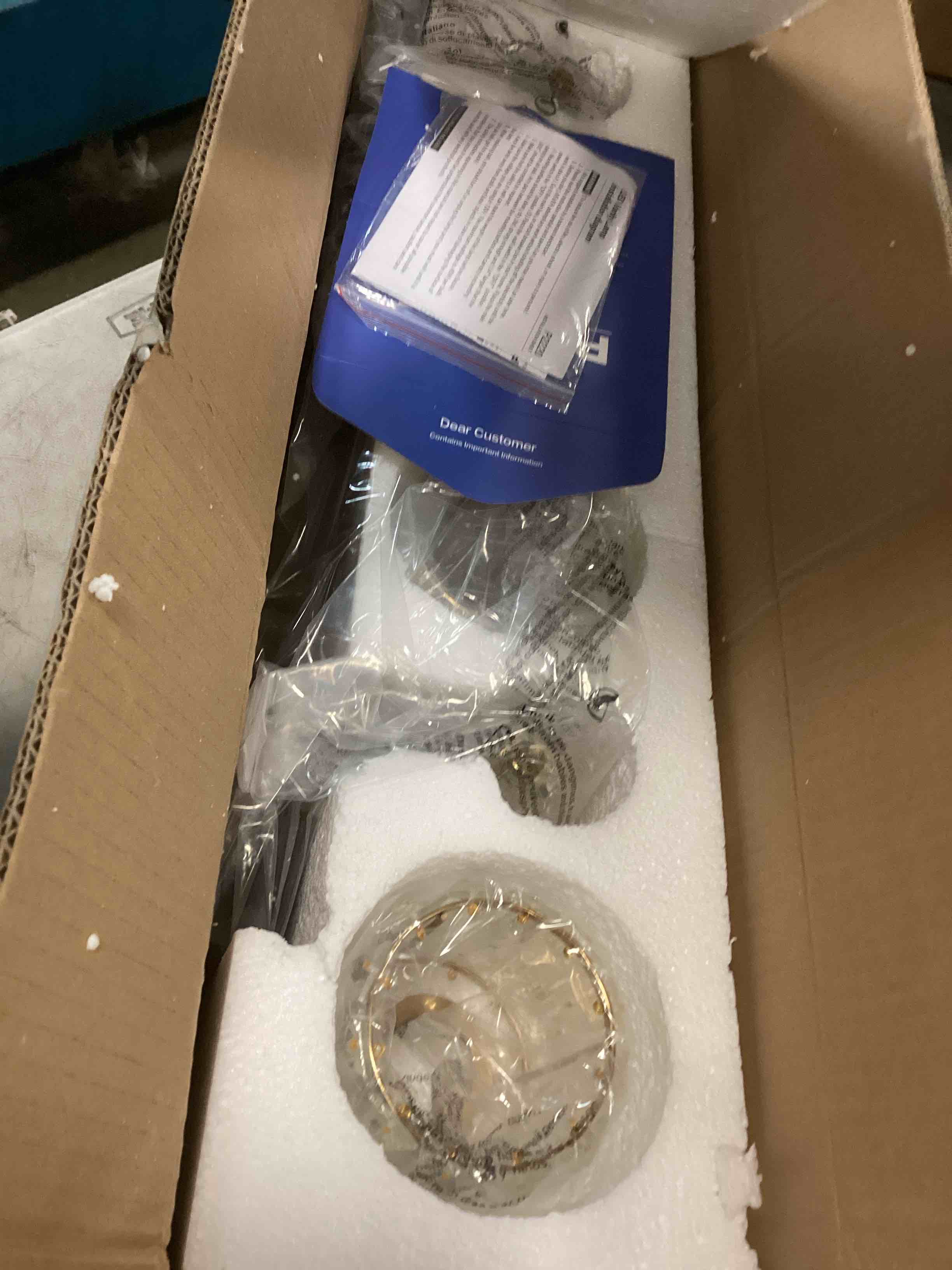 https://s3.amazonaws.com/lotting-images-prod/bidfta/TEA1920450_1736599671262.jpeg
