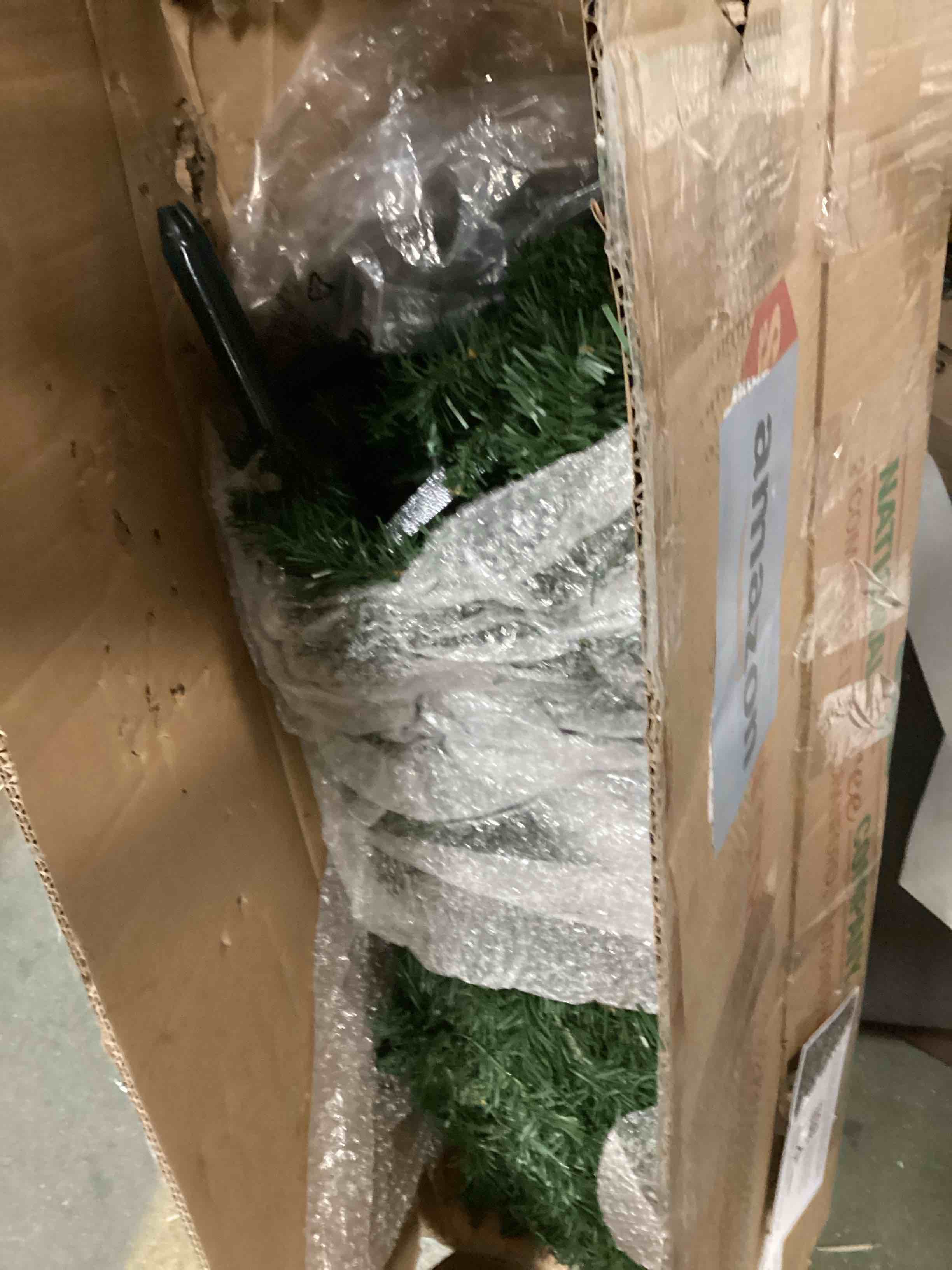 https://s3.amazonaws.com/lotting-images-prod/bidfta/TEA1920536_1736609167330.jpeg