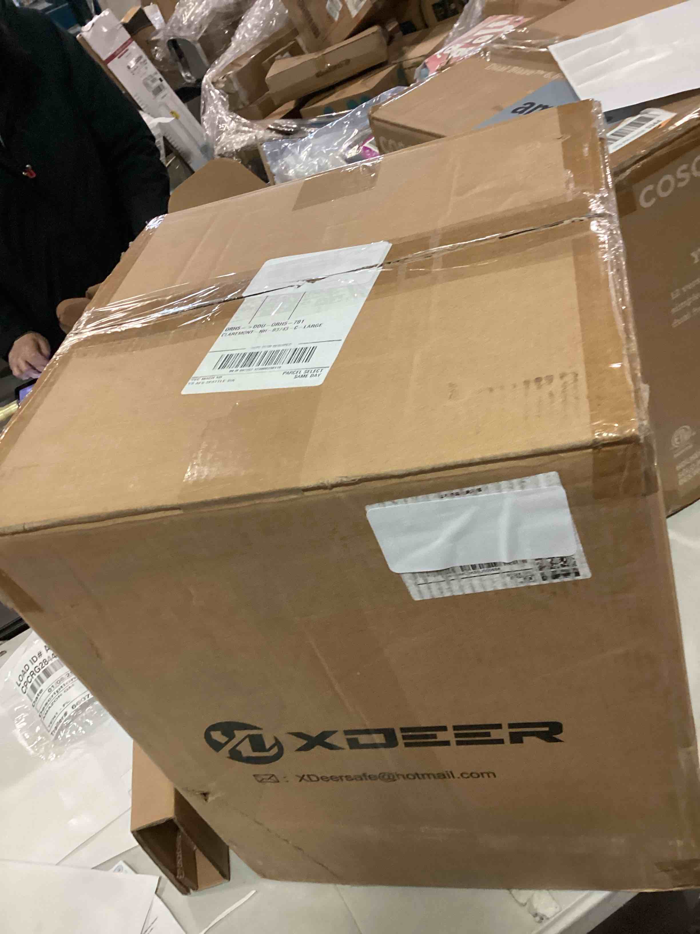 https://s3.amazonaws.com/lotting-images-prod/bidfta/TEA1920664_1736776831940.jpeg