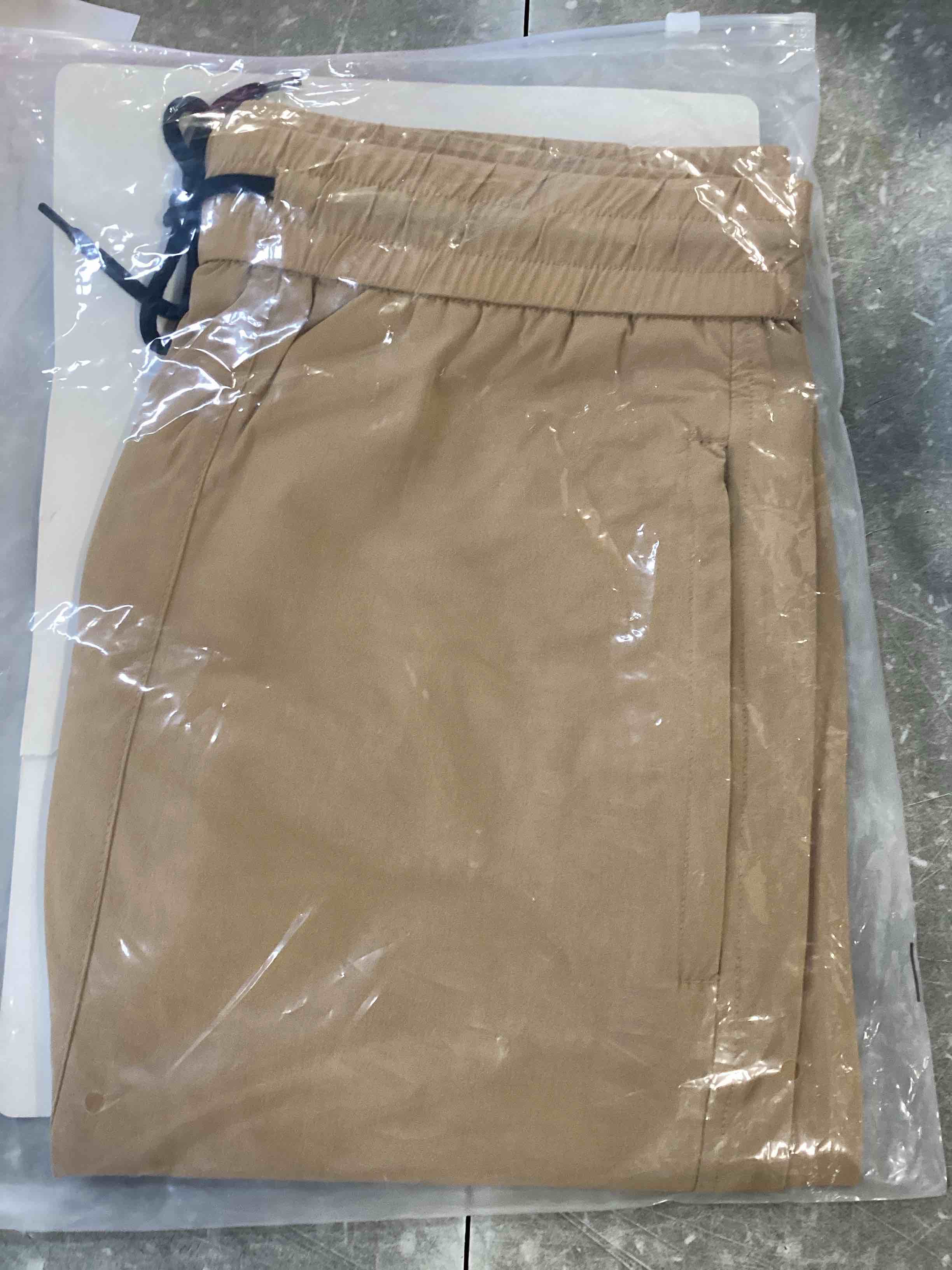 https://s3.amazonaws.com/lotting-images-prod/bidfta/TEA1920945_1736868321011.jpeg