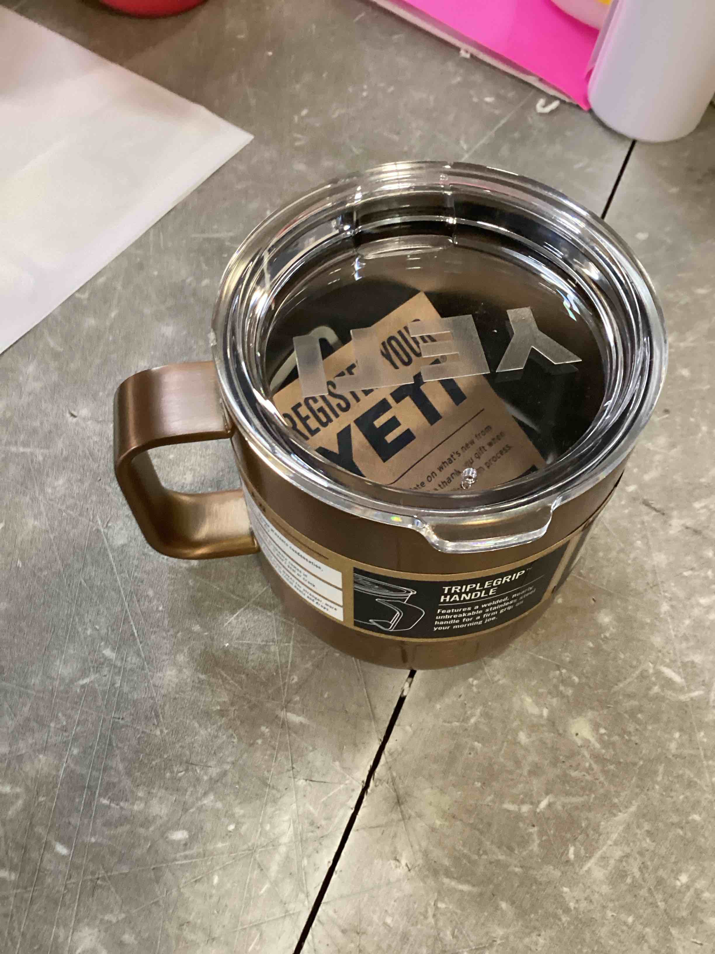 https://s3.amazonaws.com/lotting-images-prod/bidfta/TEA1920955_1736868968813.jpeg