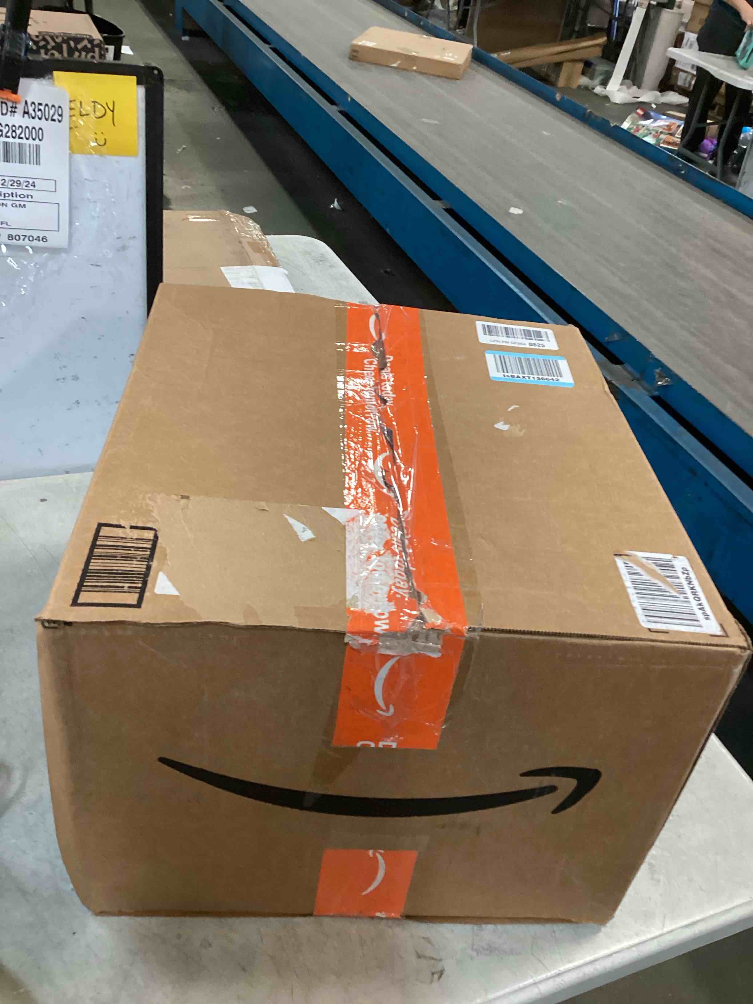 https://s3.amazonaws.com/lotting-images-prod/bidfta/TEA1921114_1735837633718.jpeg
