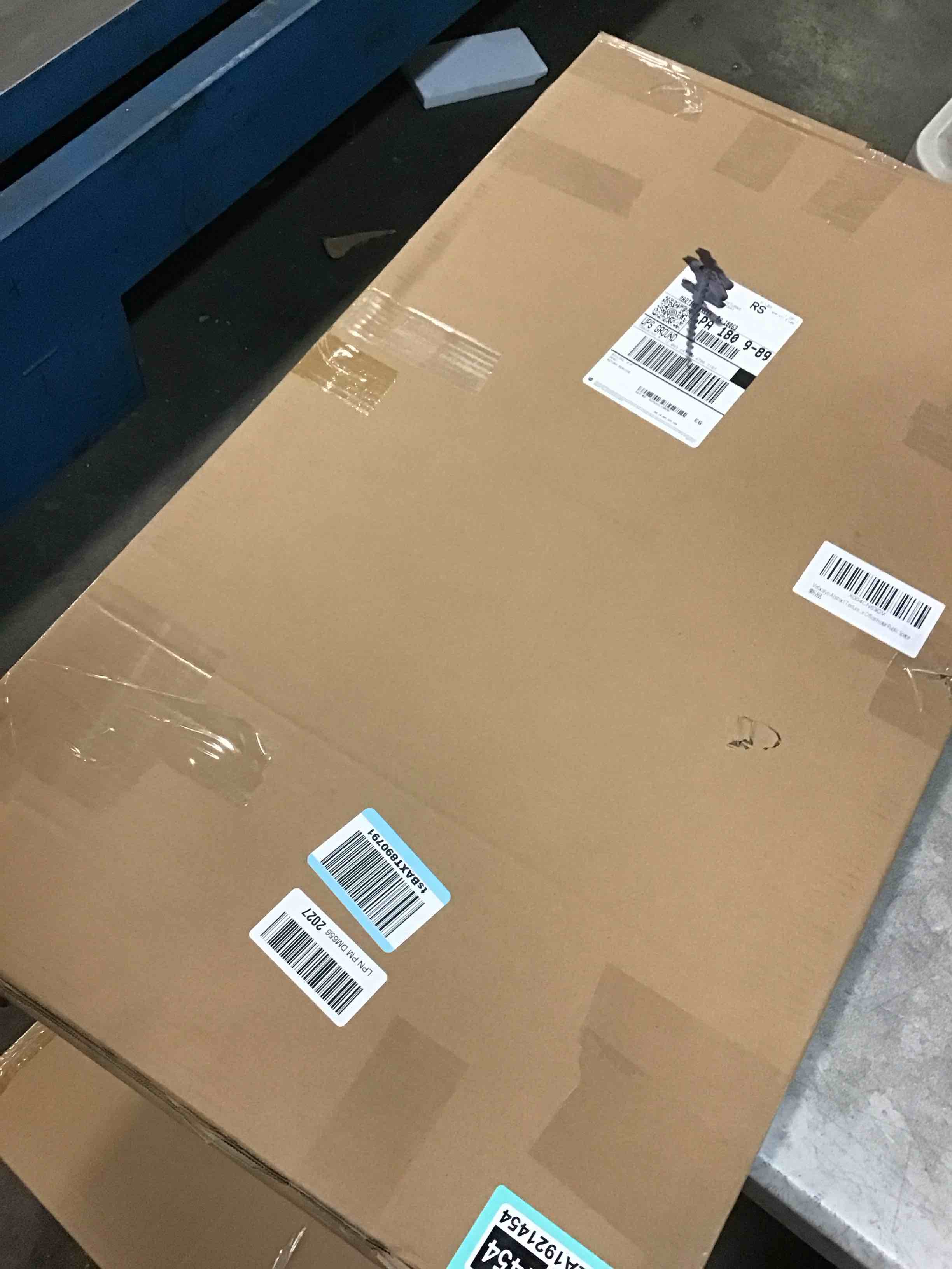 https://s3.amazonaws.com/lotting-images-prod/bidfta/TEA1921454_1736003378828.jpeg